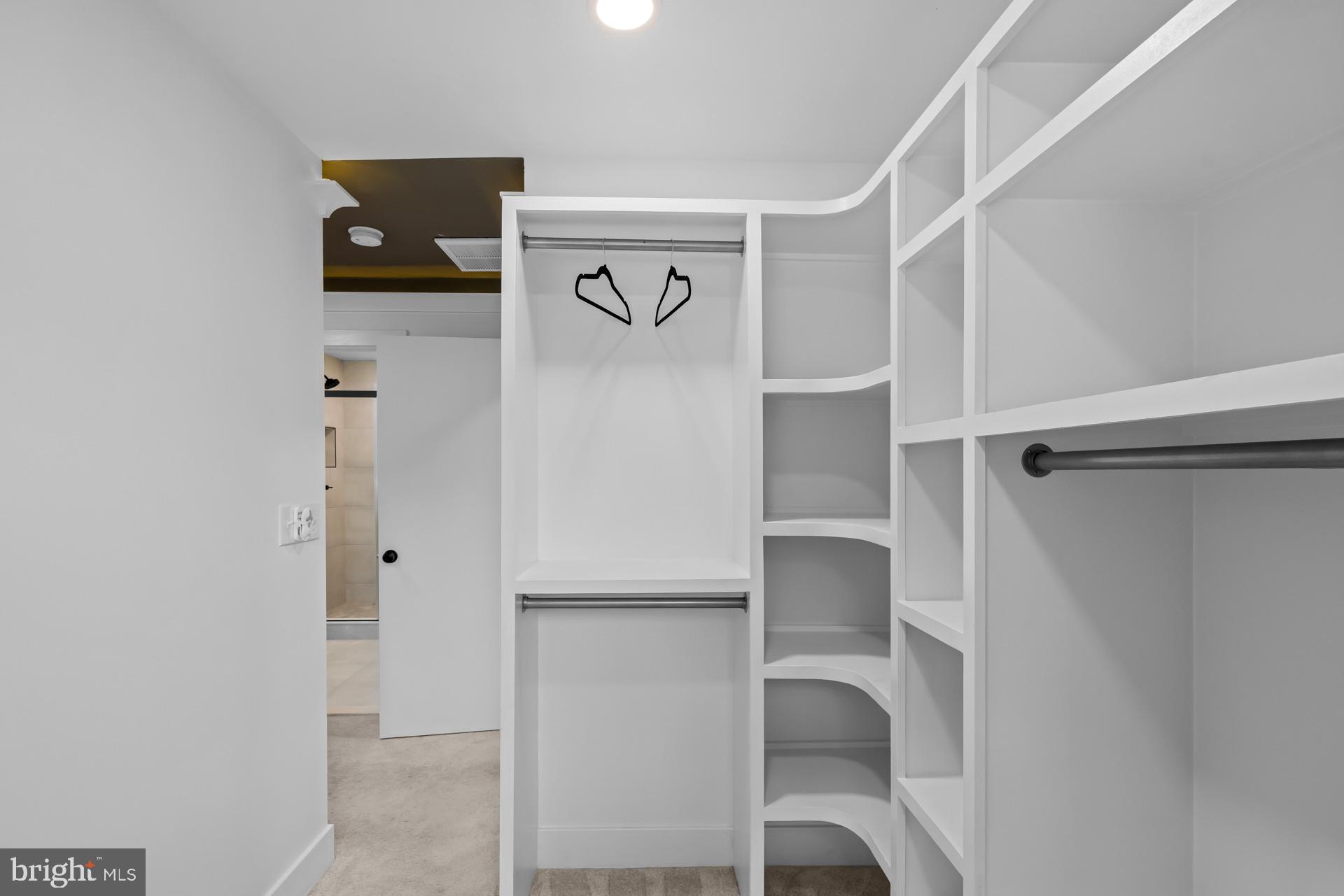 CALVERT BEACH ESTATES - Residential Lease