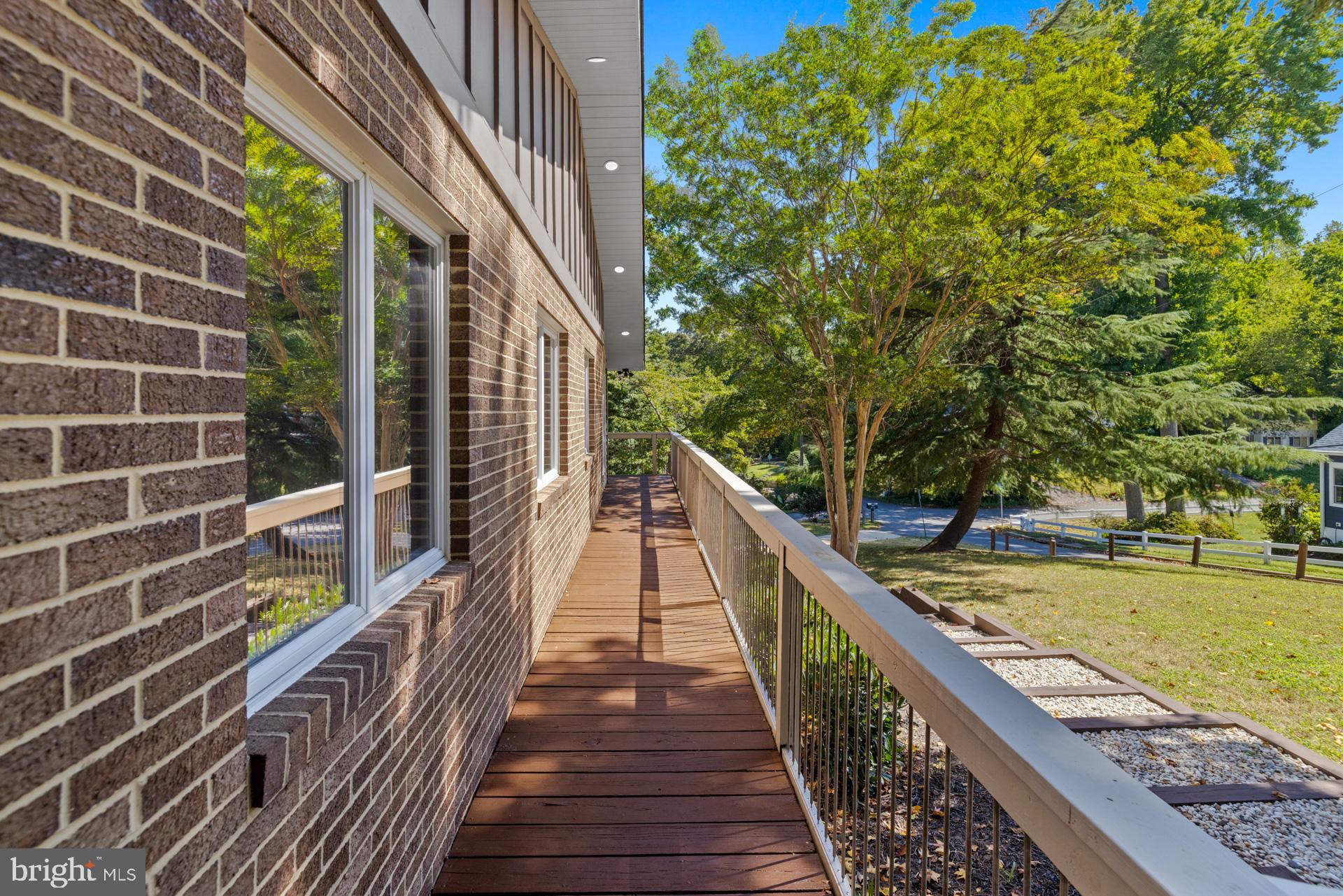 CALVERT BEACH ESTATES - Residential Lease