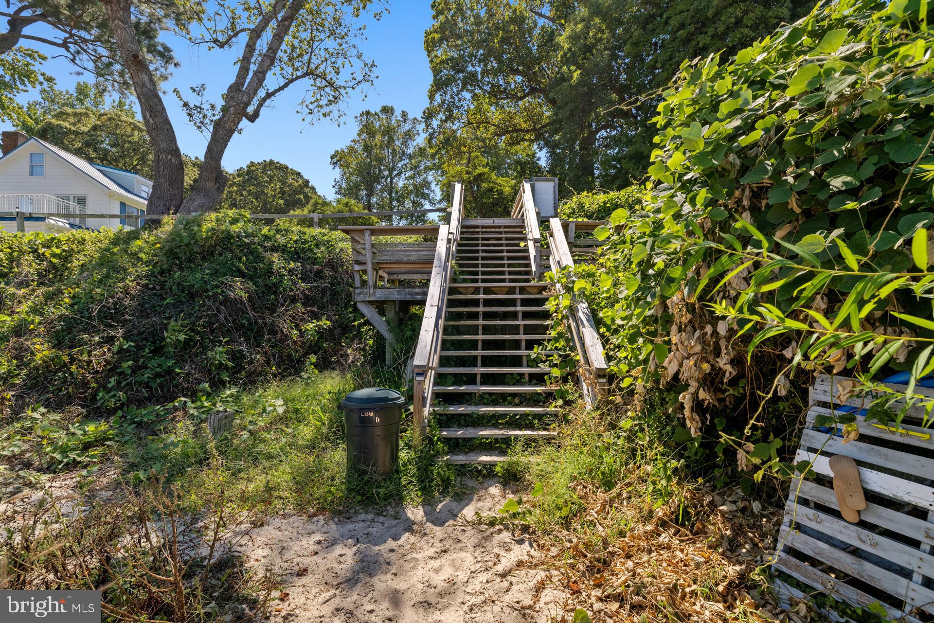 CALVERT BEACH ESTATES - Residential Lease