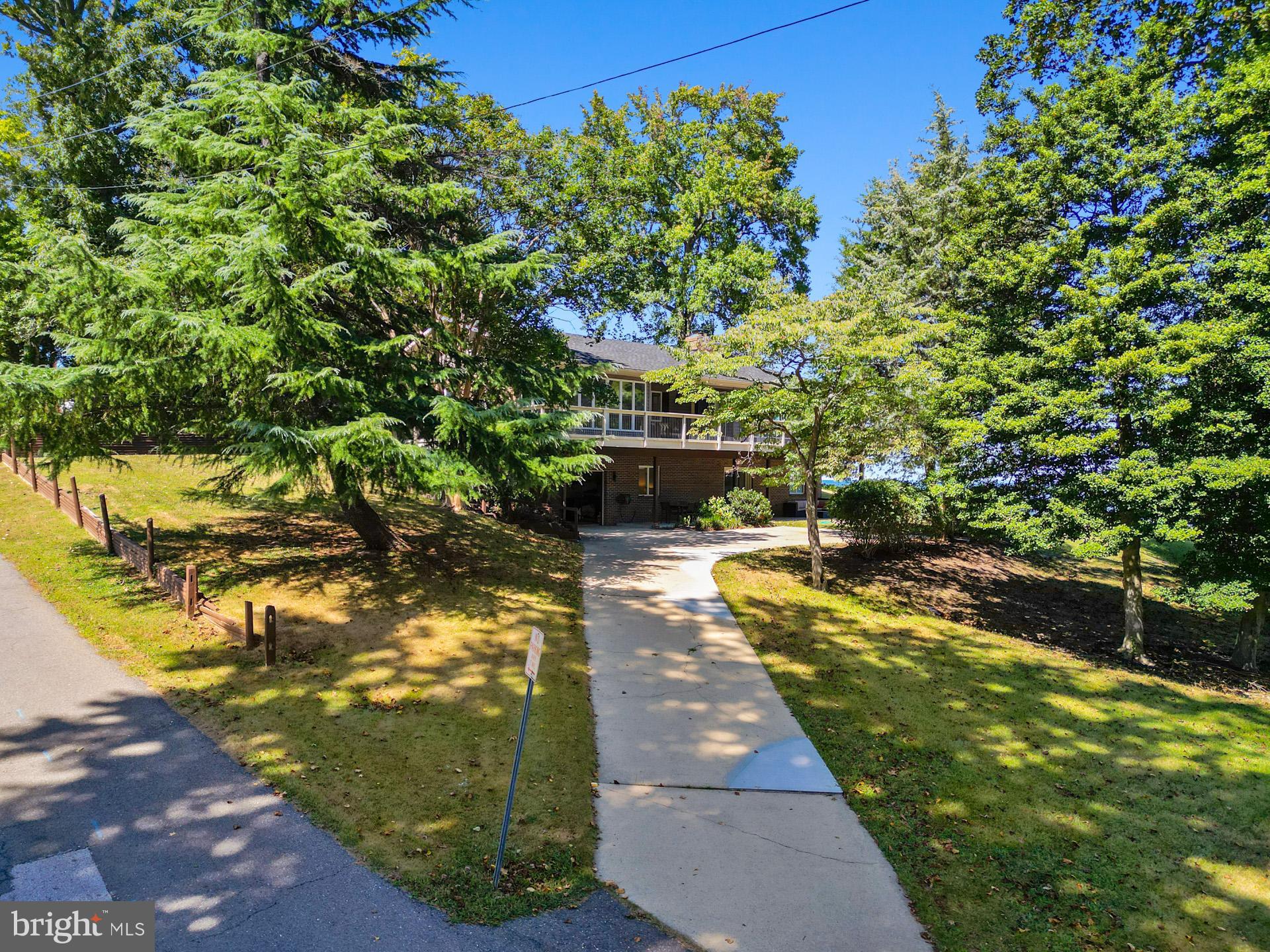 CALVERT BEACH ESTATES - Residential Lease