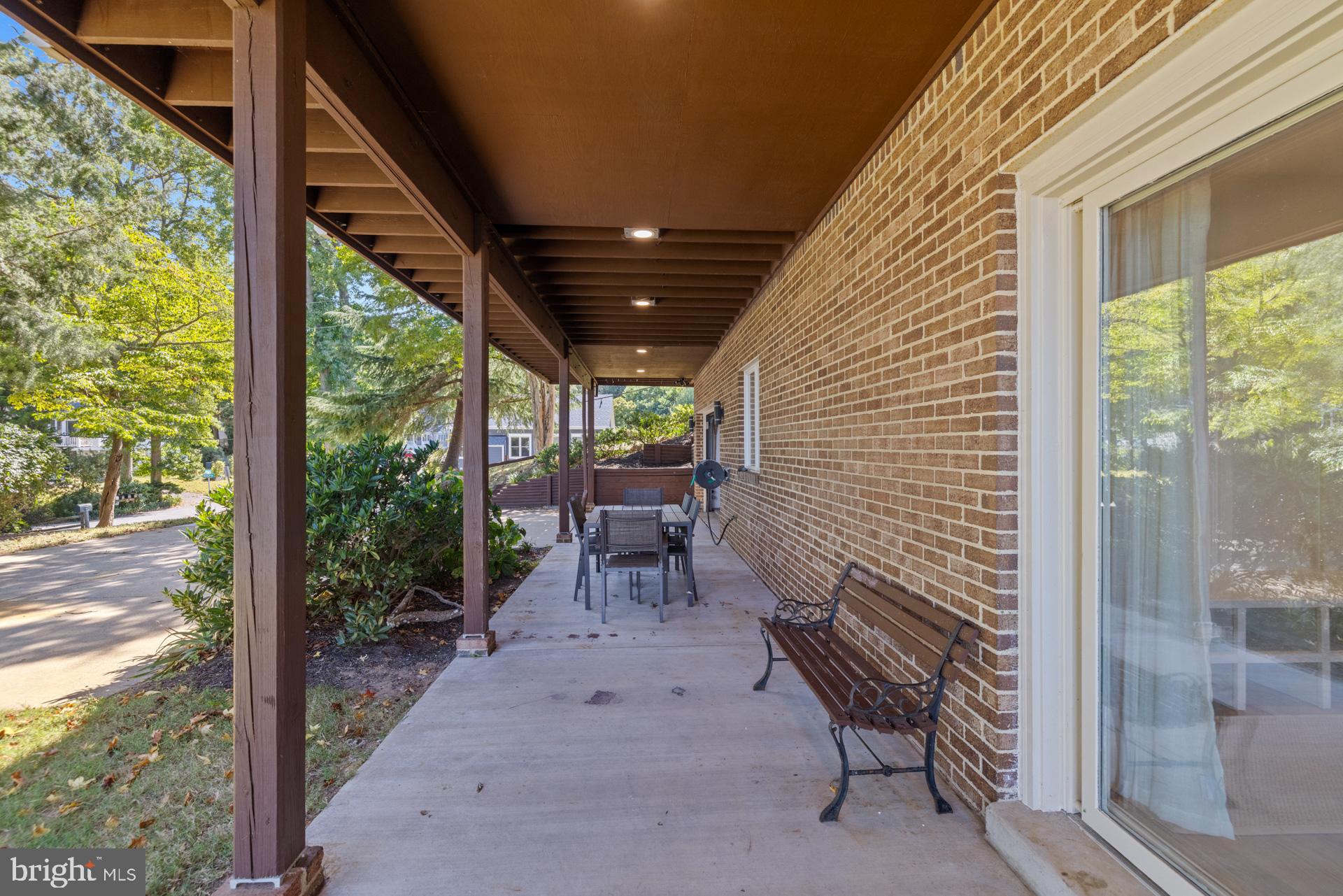 CALVERT BEACH ESTATES - Residential Lease