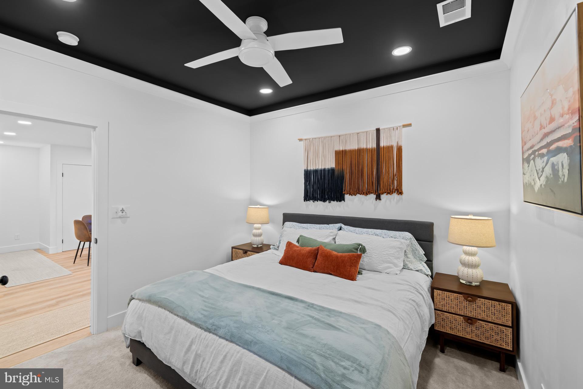 CALVERT BEACH ESTATES - Residential Lease