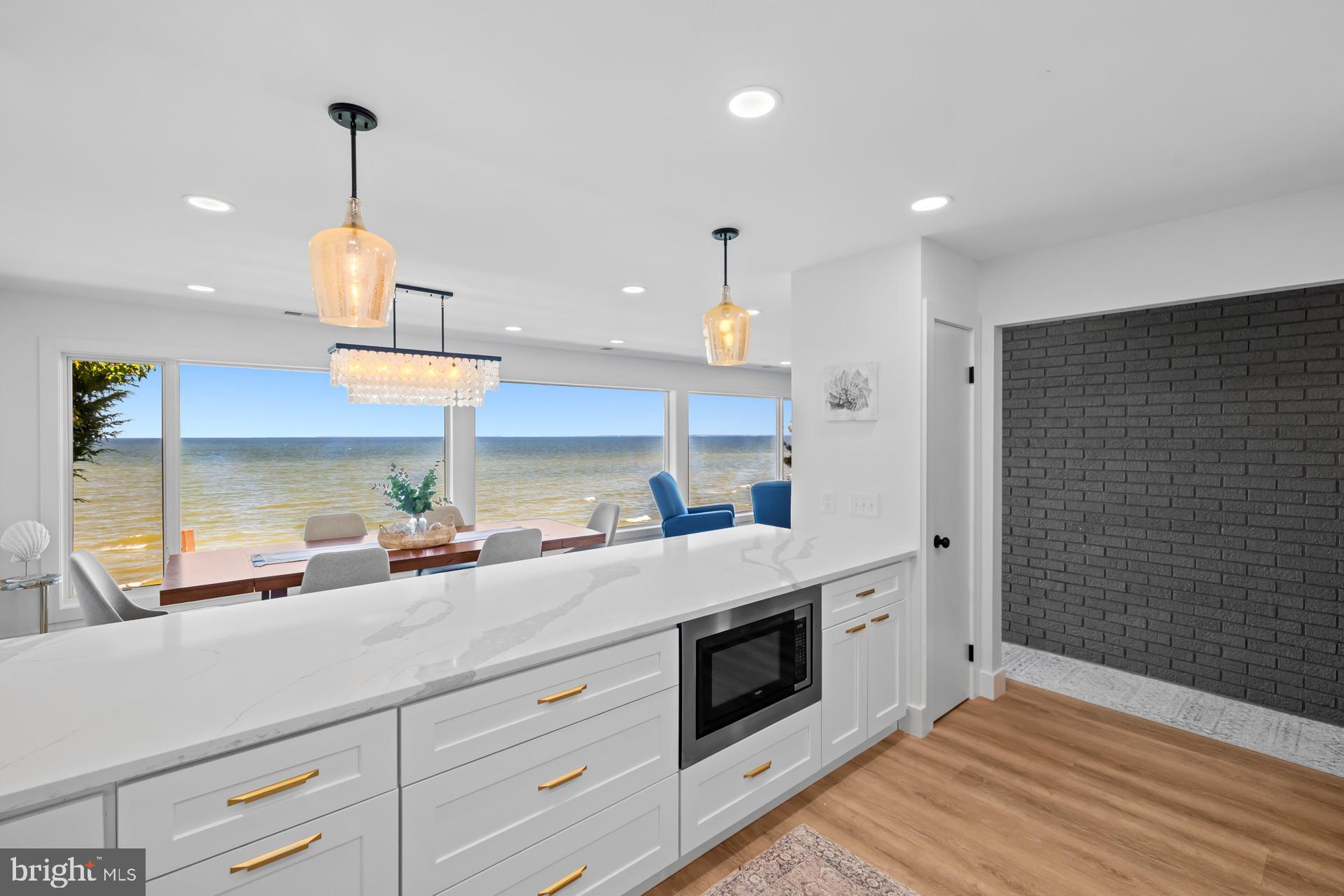 CALVERT BEACH ESTATES - Residential Lease