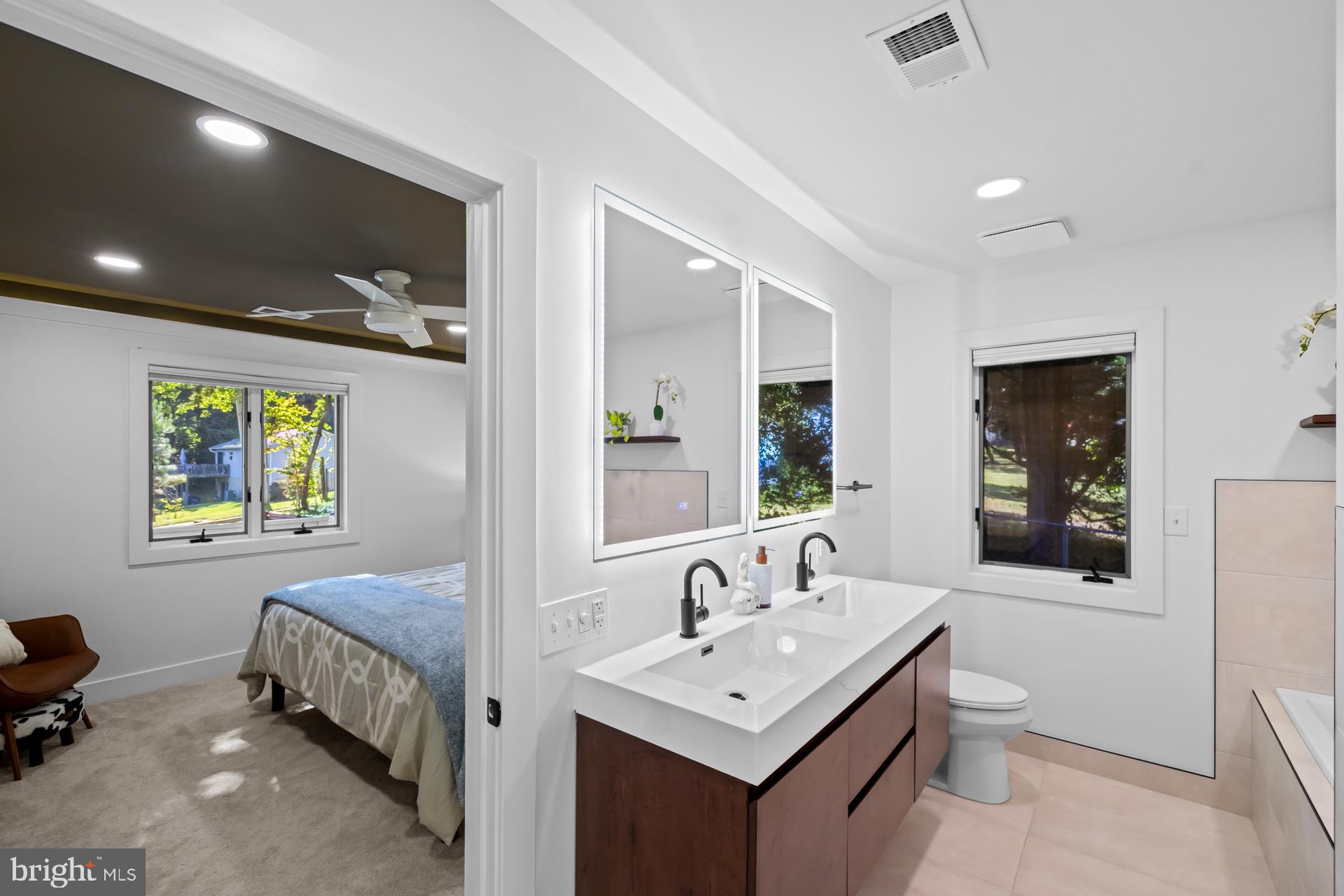 CALVERT BEACH ESTATES - Residential Lease