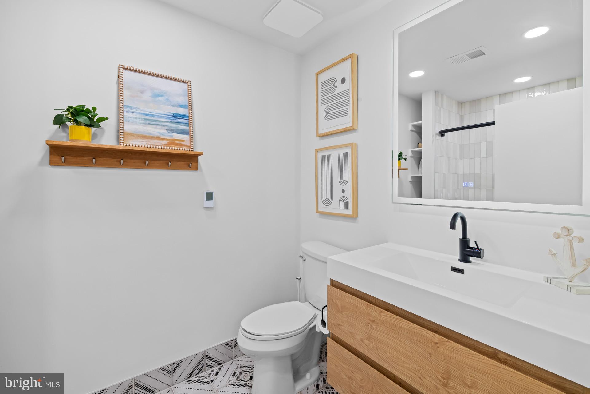 CALVERT BEACH ESTATES - Residential Lease