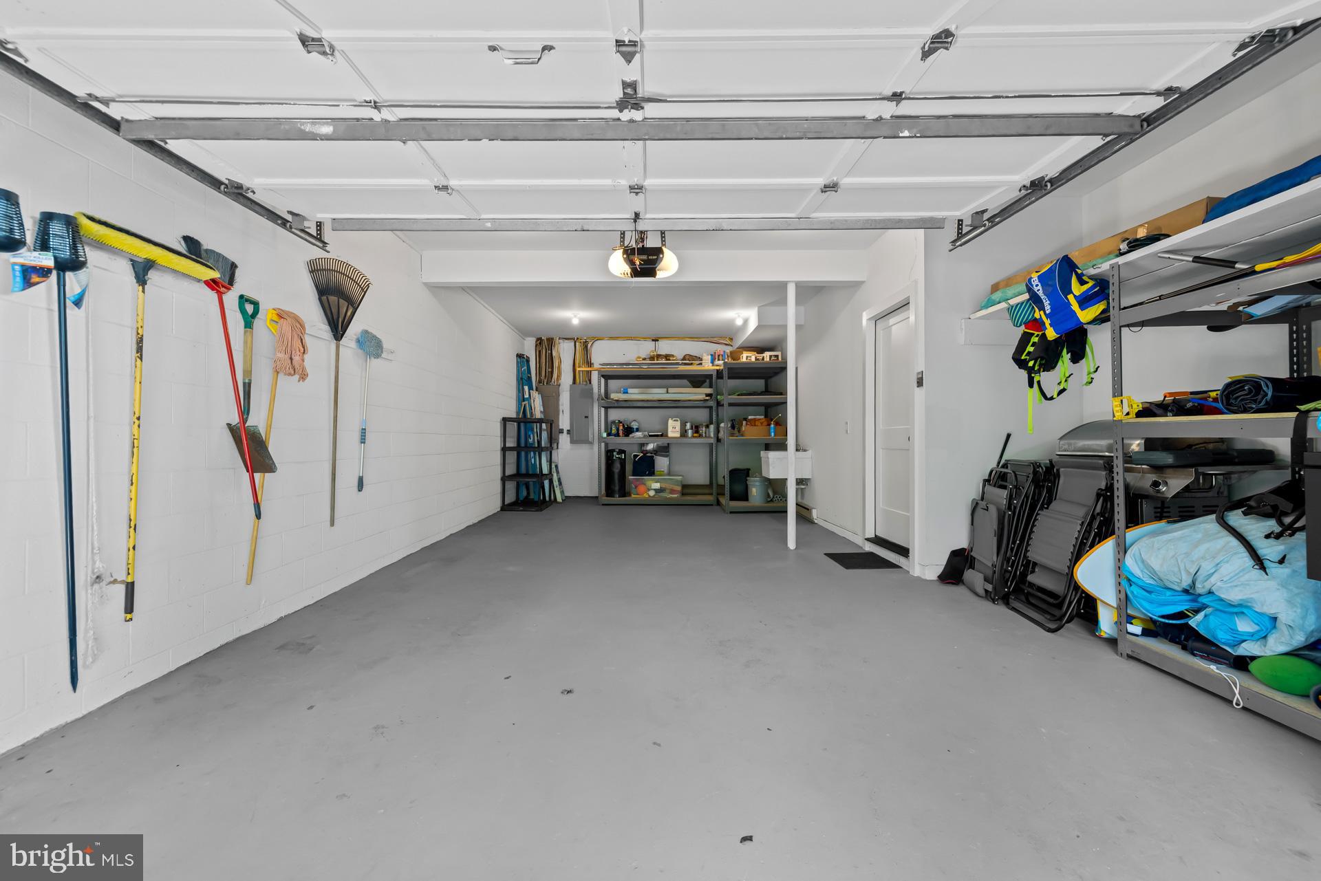 CALVERT BEACH ESTATES - Residential Lease