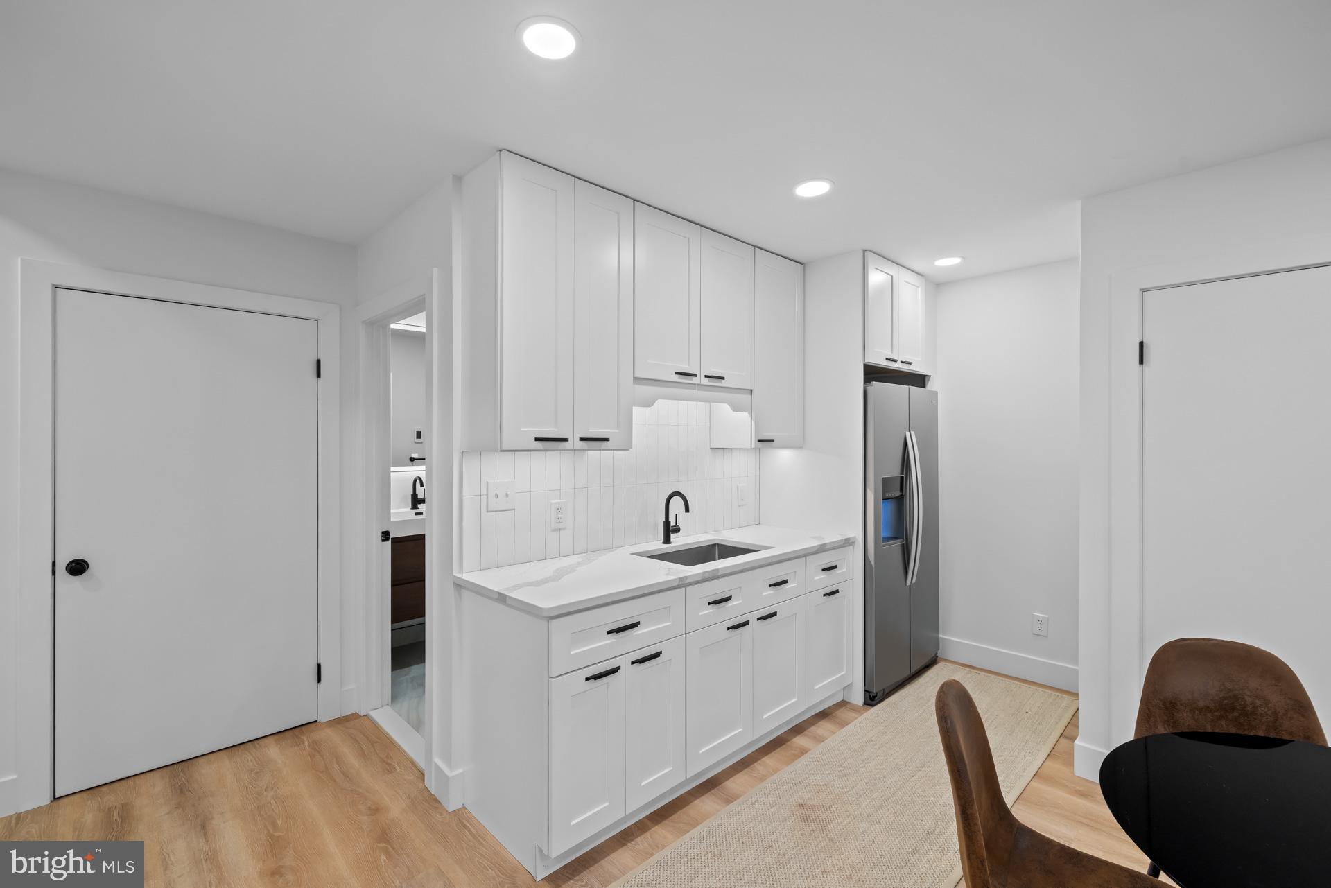 CALVERT BEACH ESTATES - Residential Lease