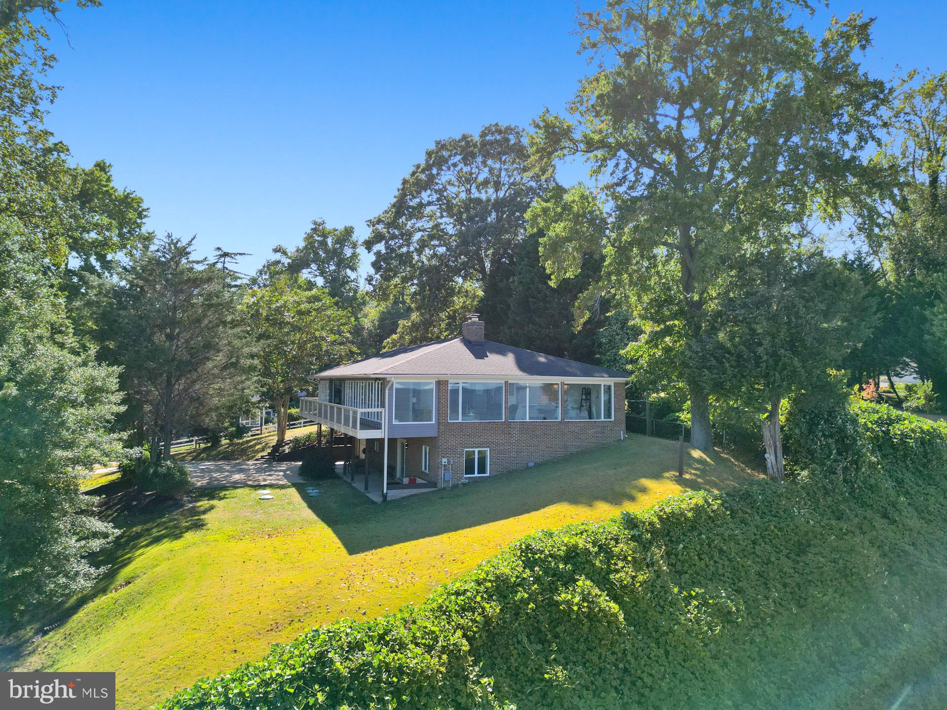 CALVERT BEACH ESTATES - Residential Lease