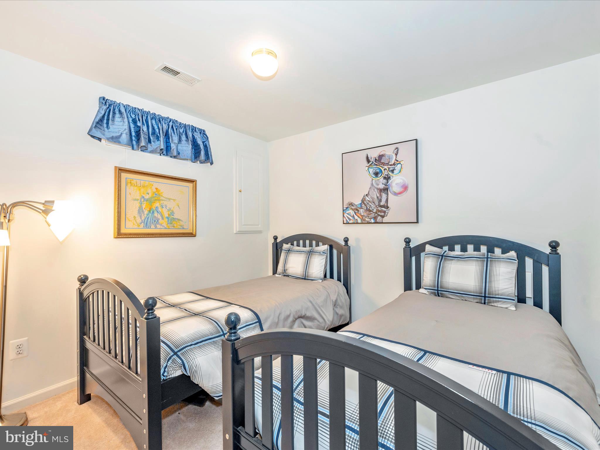 DEARBOUGHT - Residential