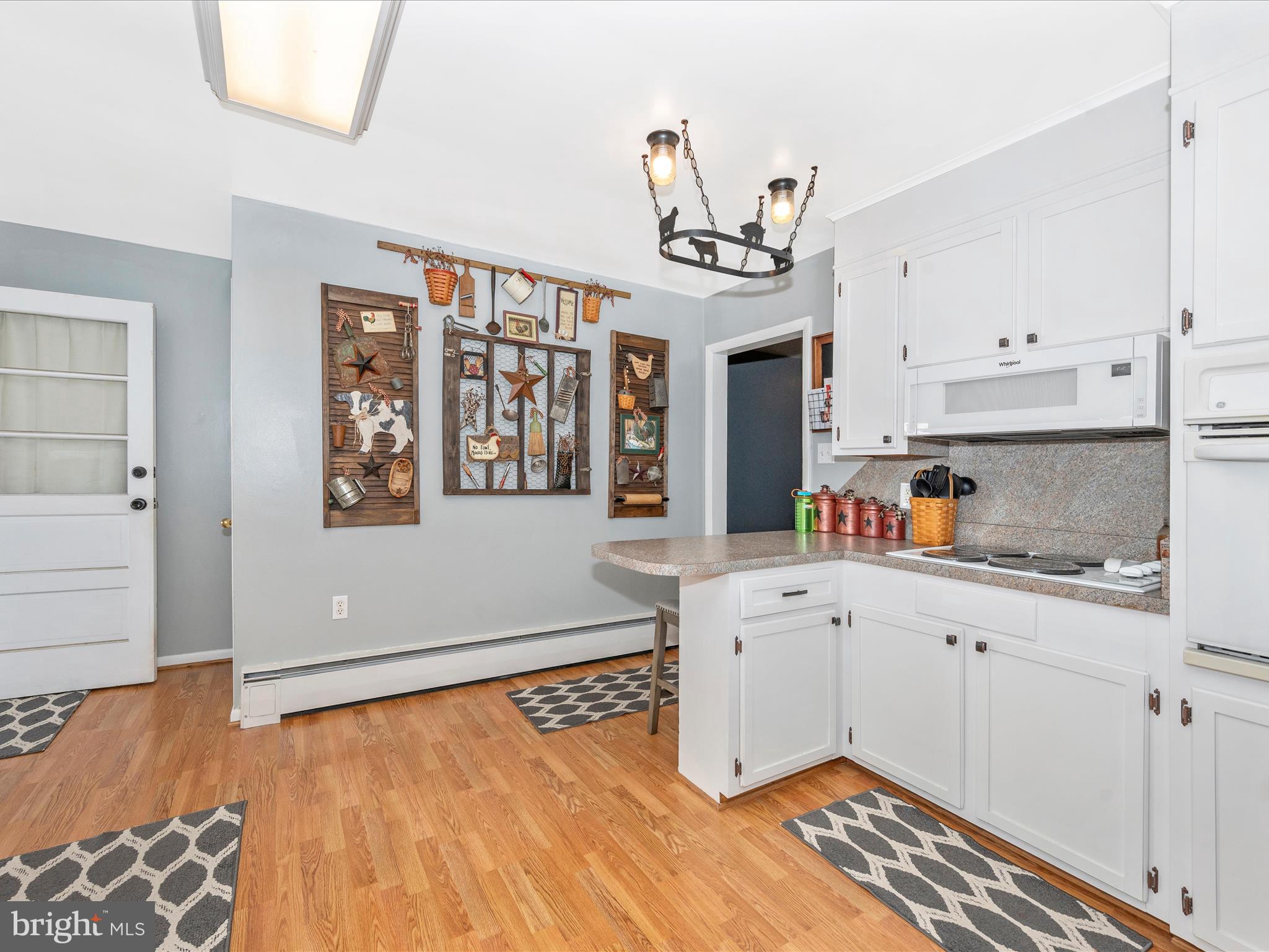 ORCHARD HILLS - Residential