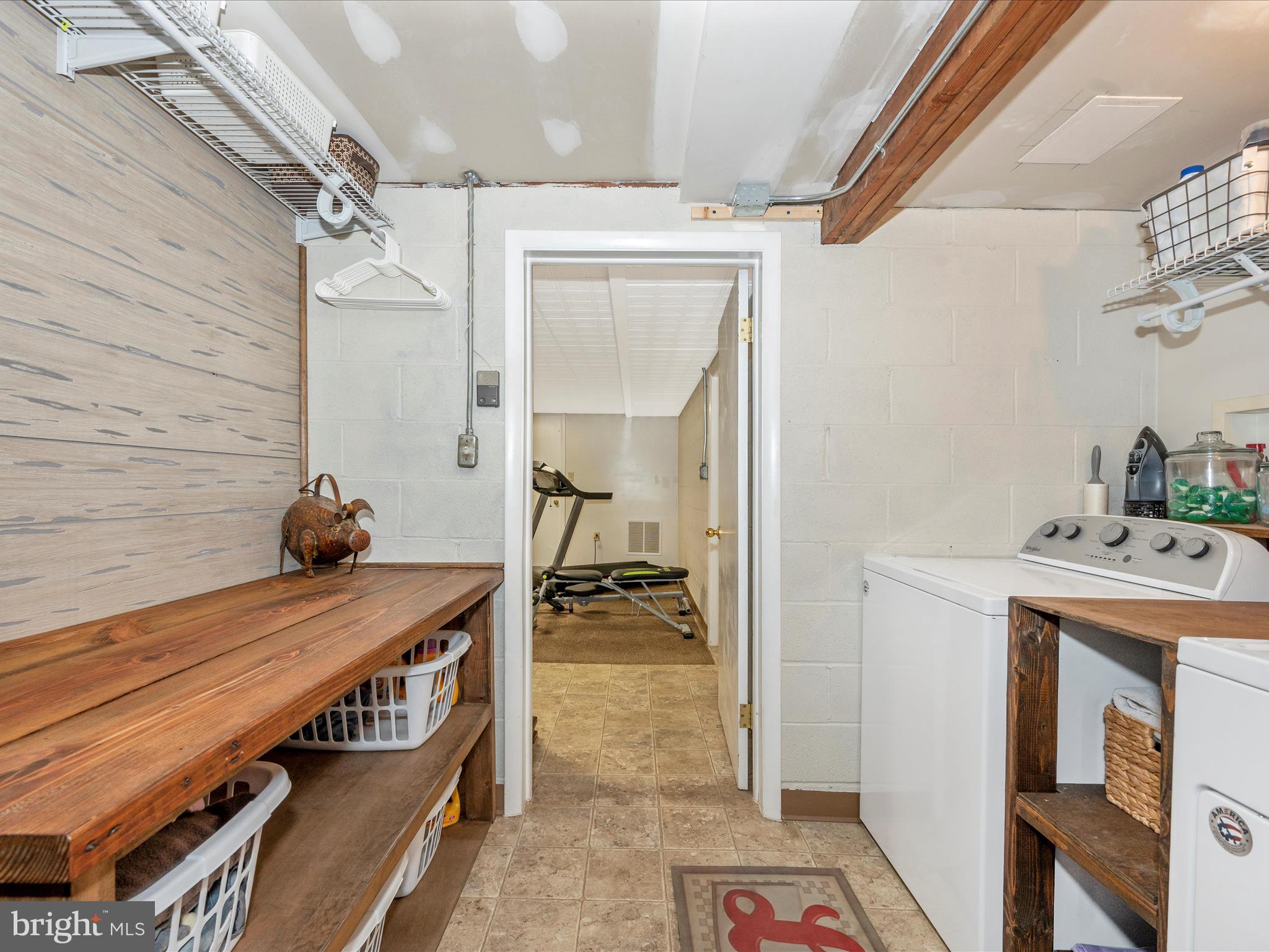 ORCHARD HILLS - Residential