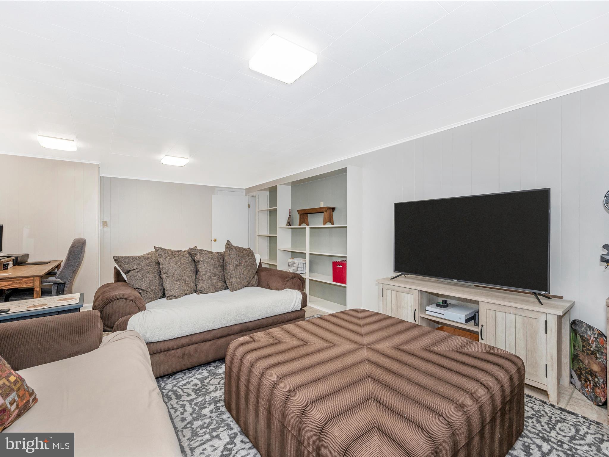 ORCHARD HILLS - Residential