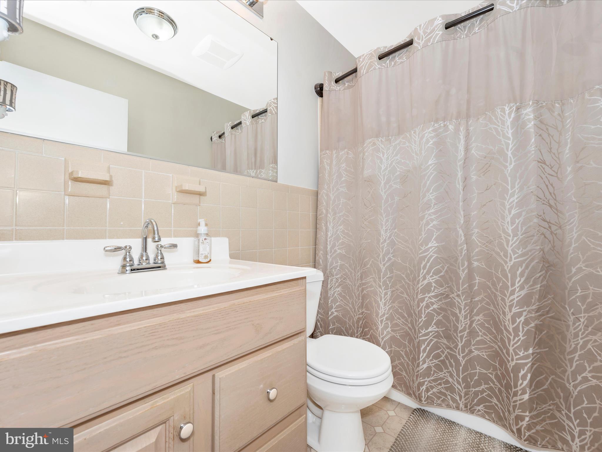 ORCHARD HILLS - Residential