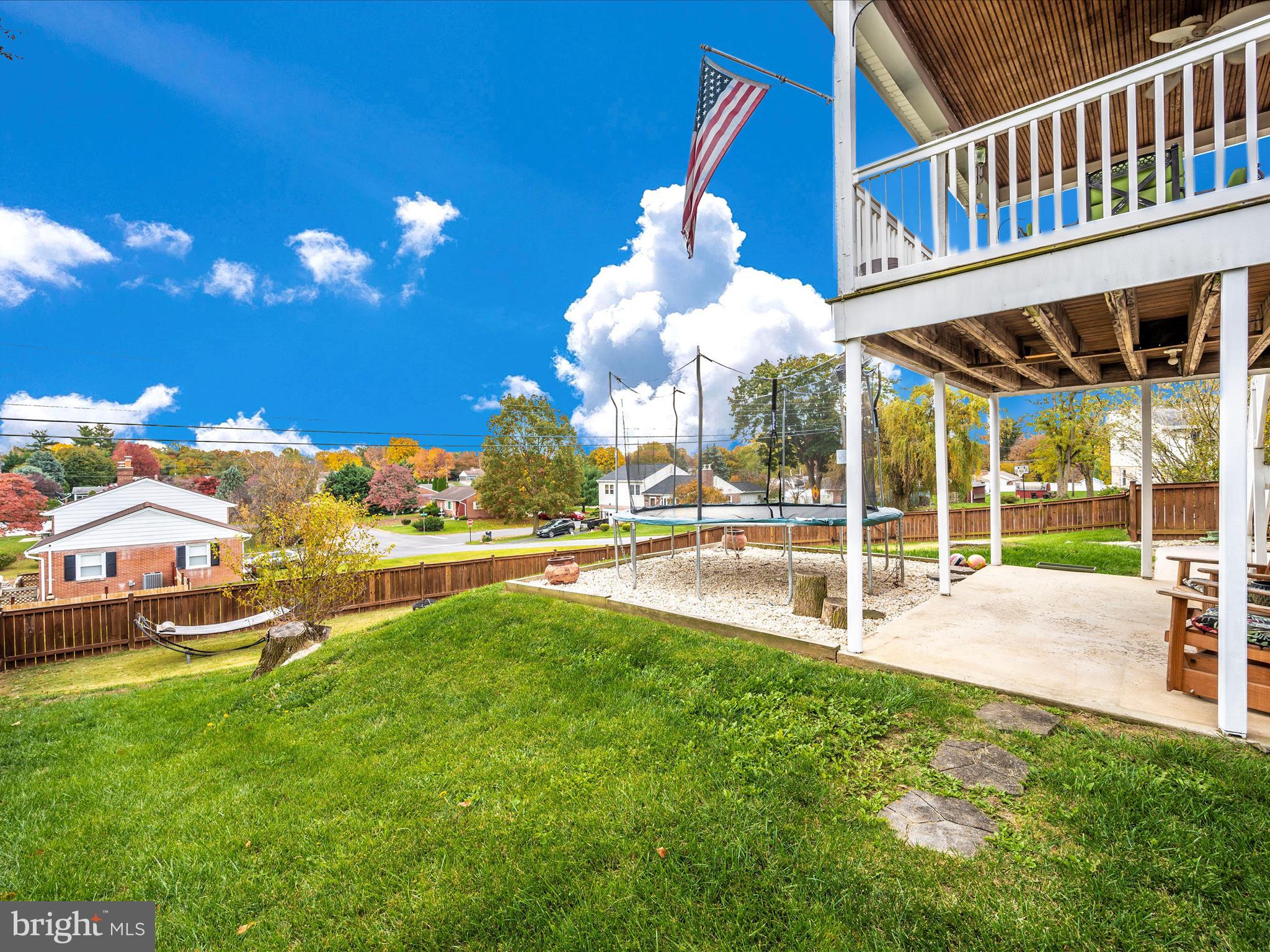 ORCHARD HILLS - Residential