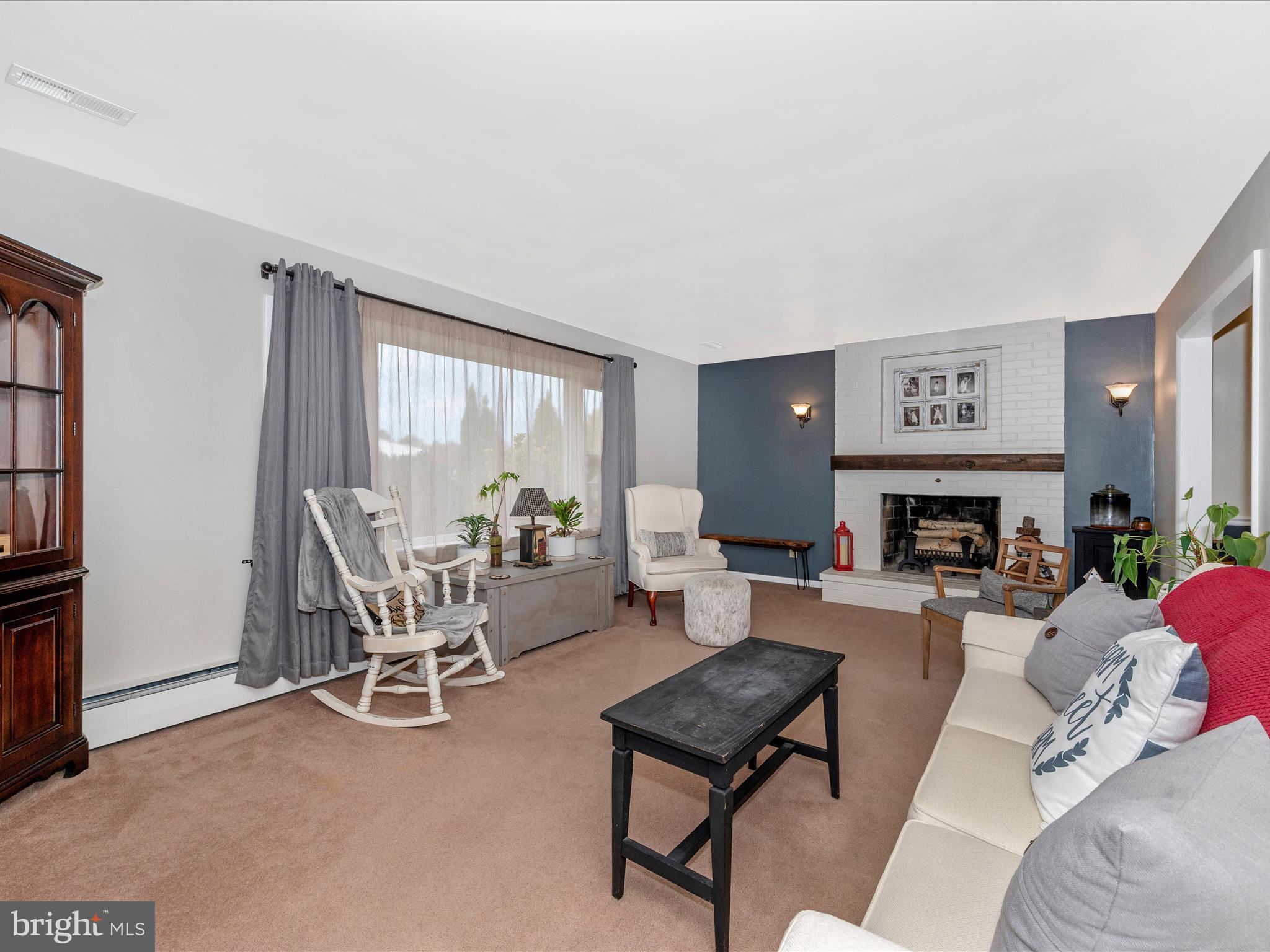 ORCHARD HILLS - Residential