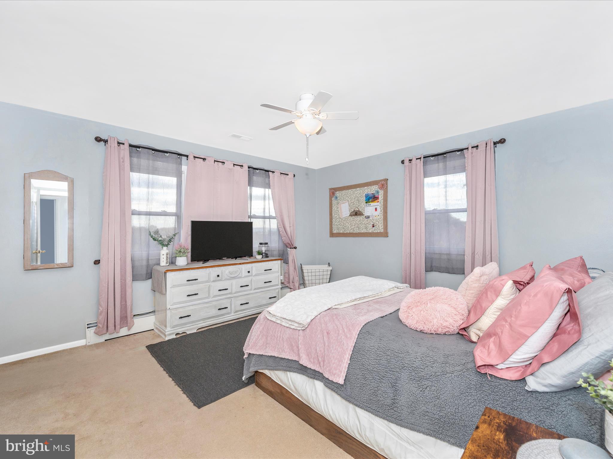 ORCHARD HILLS - Residential