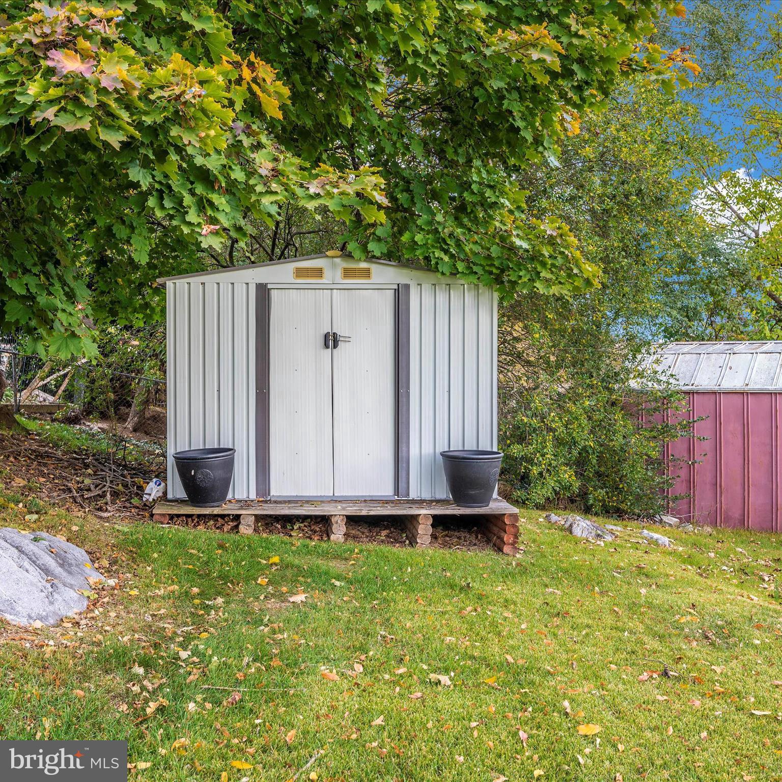 ORCHARD HILLS - Residential