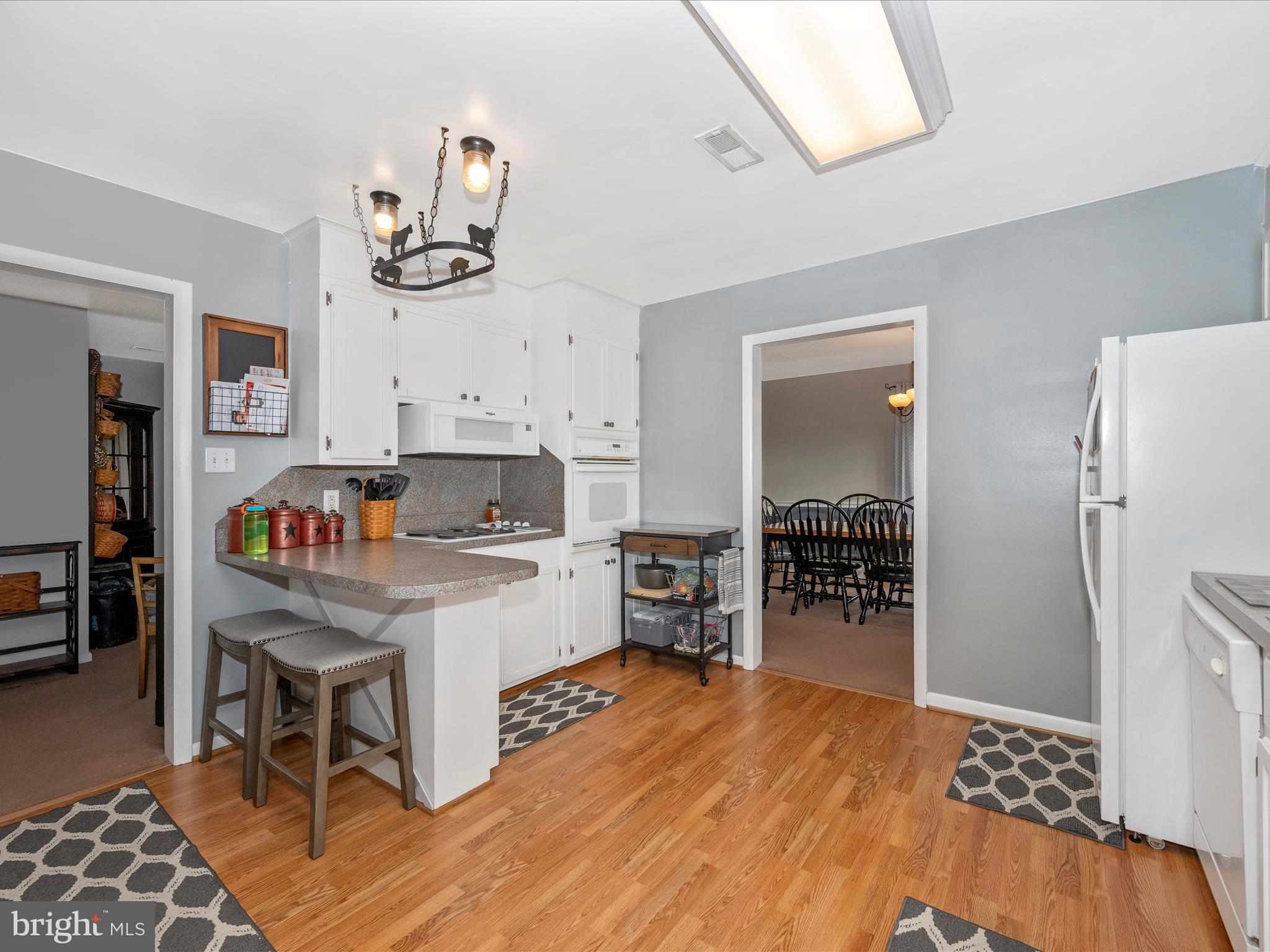 ORCHARD HILLS - Residential