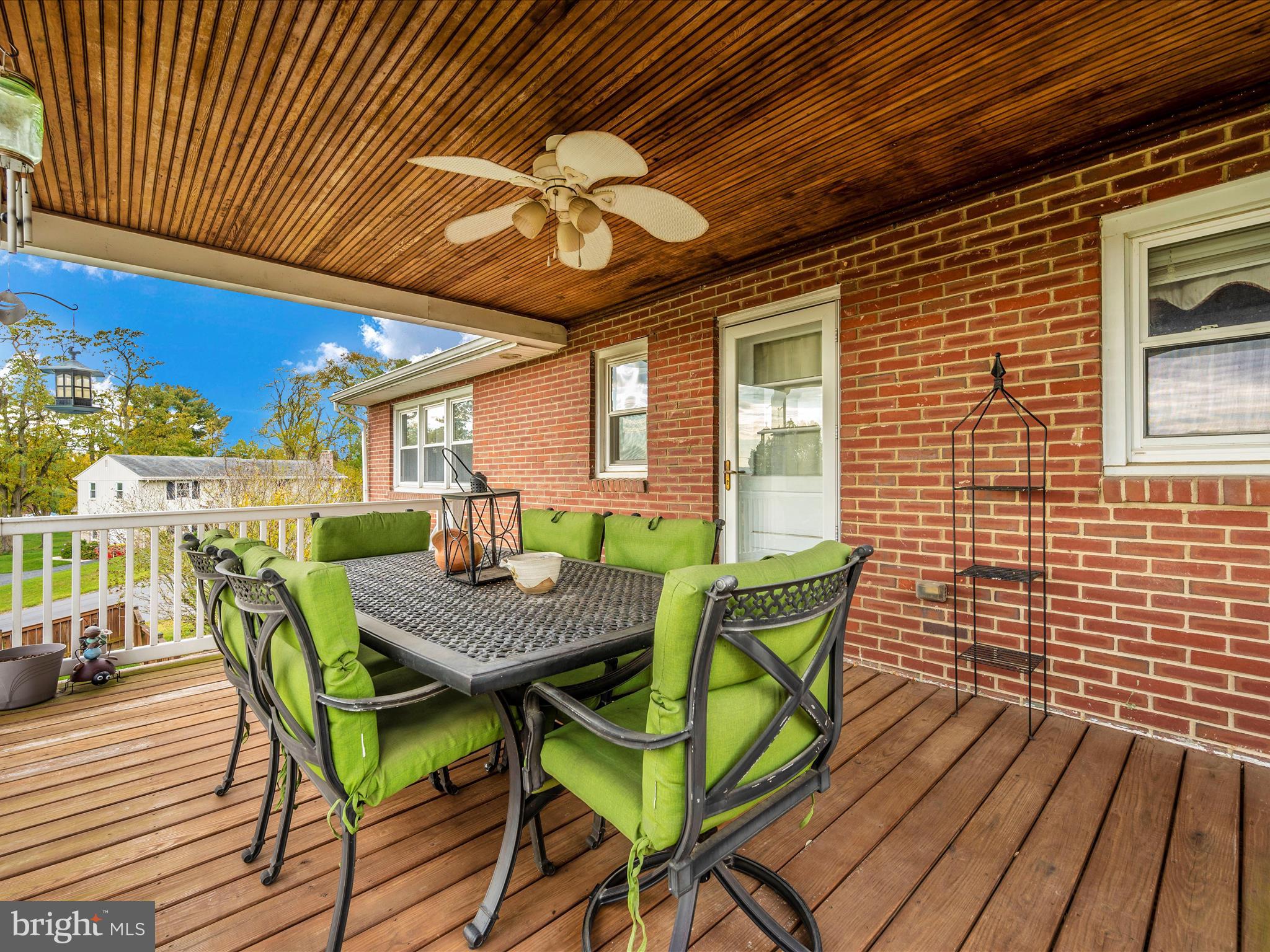 ORCHARD HILLS - Residential