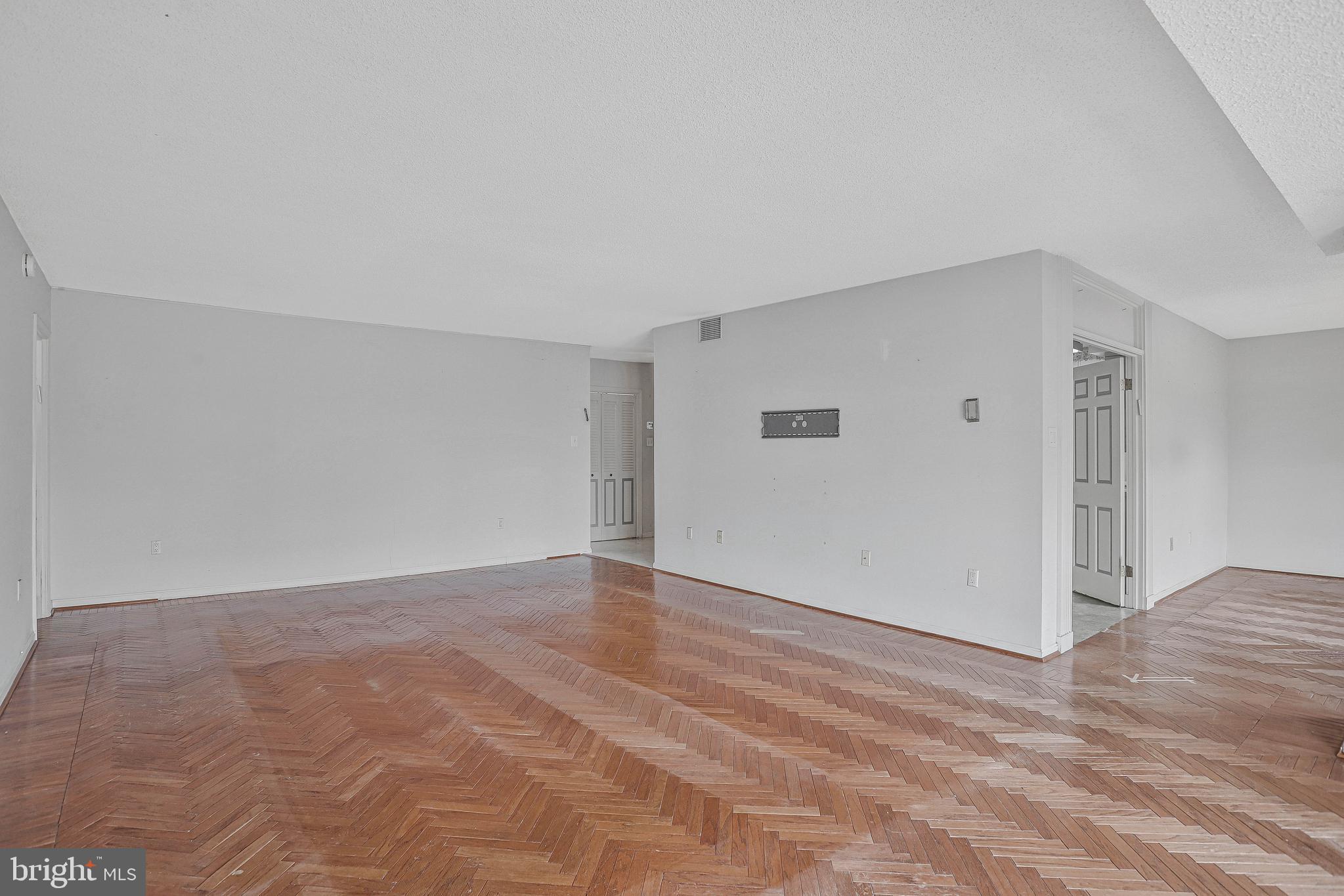 800 25TH STREET NW 502