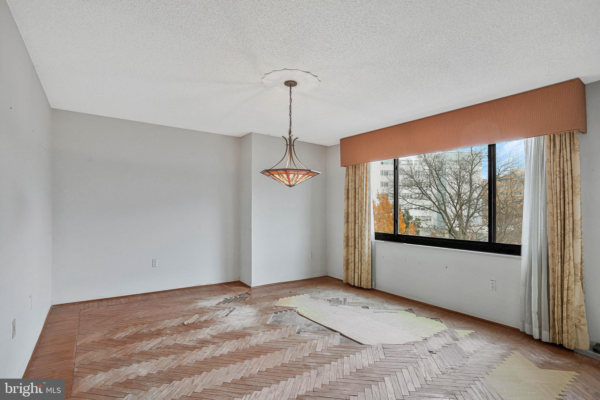 800 25TH STREET NW 502