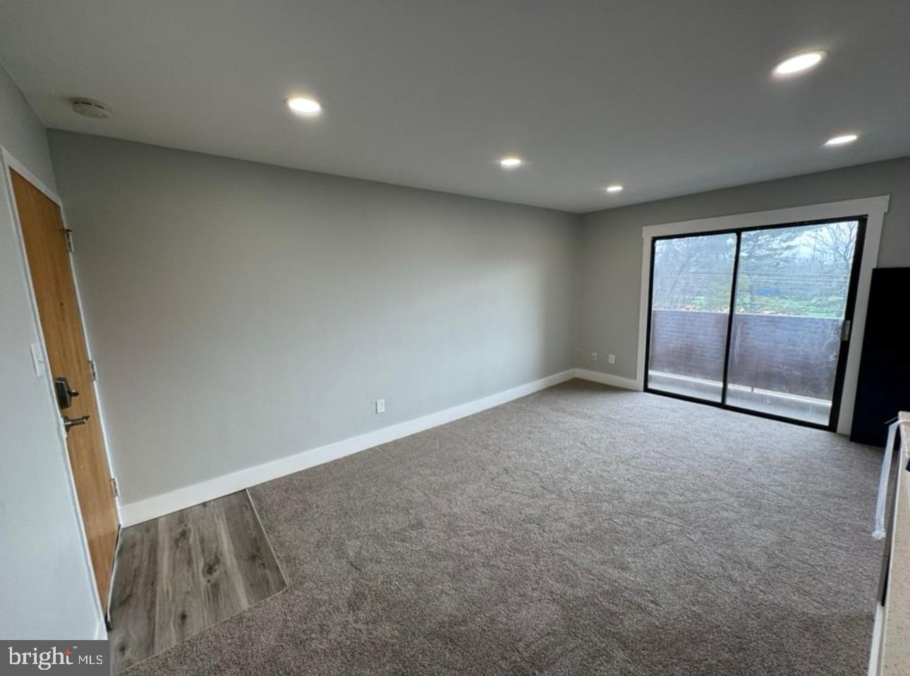 GEORGE MASON VILLAGE - Residential Lease