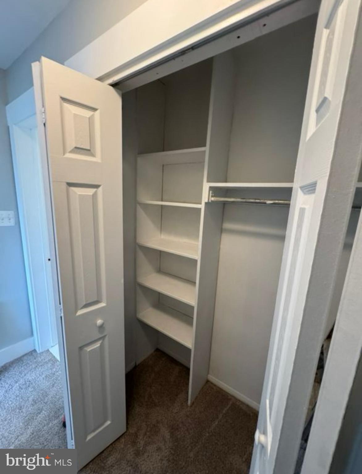 GEORGE MASON VILLAGE - Residential Lease