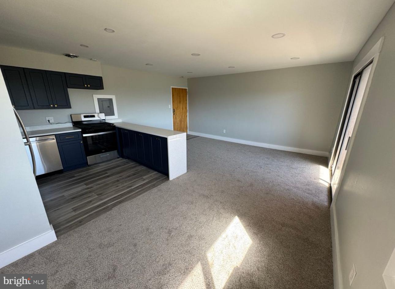 GEORGE MASON VILLAGE - Residential Lease