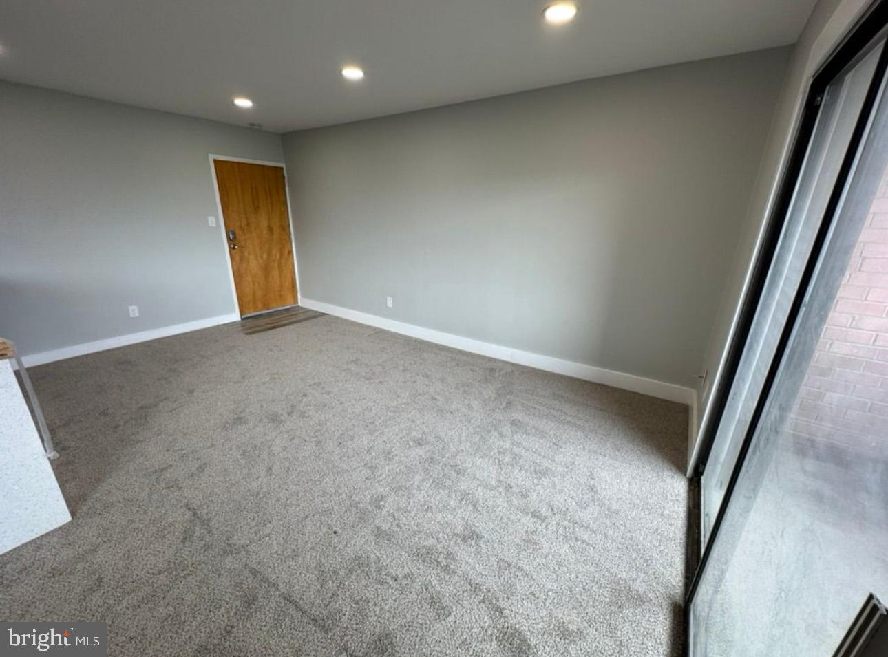 GEORGE MASON VILLAGE - Residential Lease