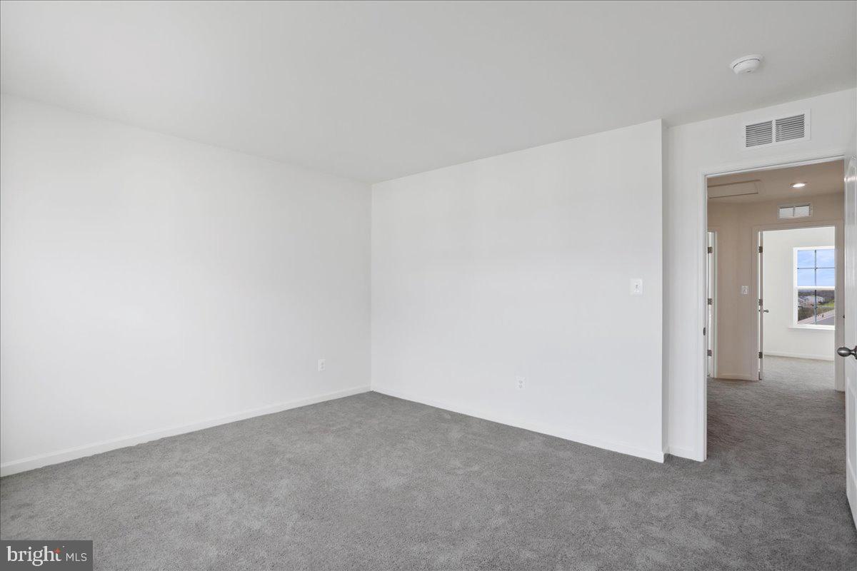 OVERLOOK AT RIVERSIDE TOWNHOMES - Residential Lease