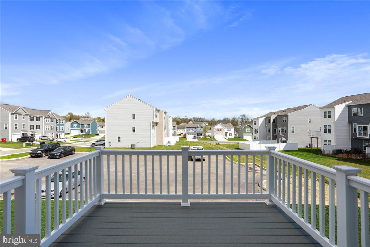 OVERLOOK AT RIVERSIDE TOWNHOMES - Residential Lease