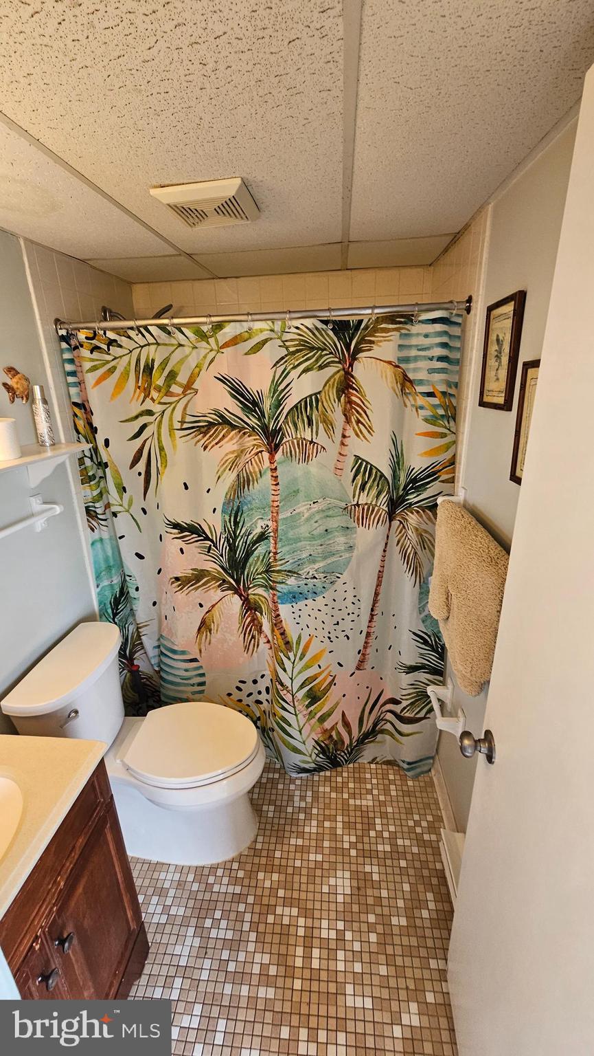 BAYSIDE KEYS - Residential Lease