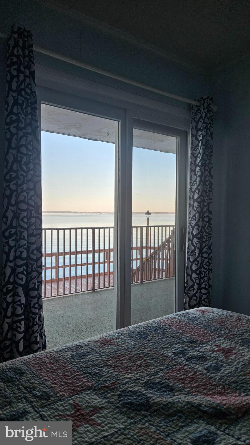 BAYSIDE KEYS - Residential Lease