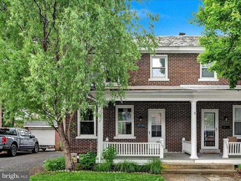 835 OCEAN AVENUE LANCASTER PA 17603