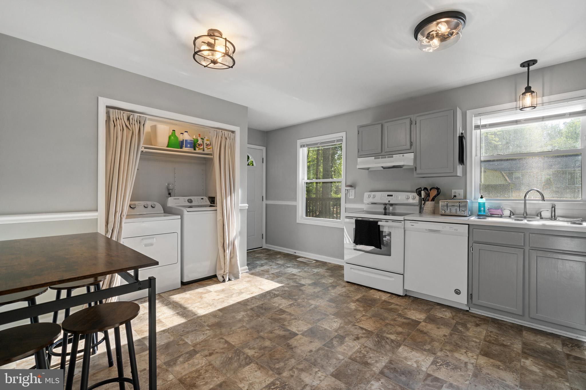 CHESAPEAKE RANCH ESTATES - Residential