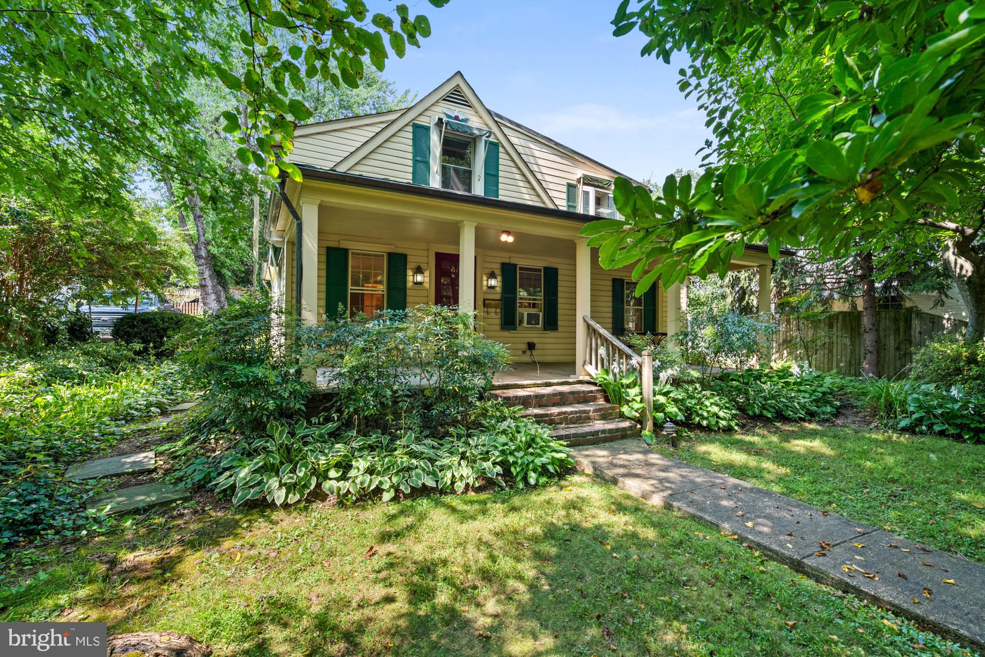 CRESTVIEW - Residential