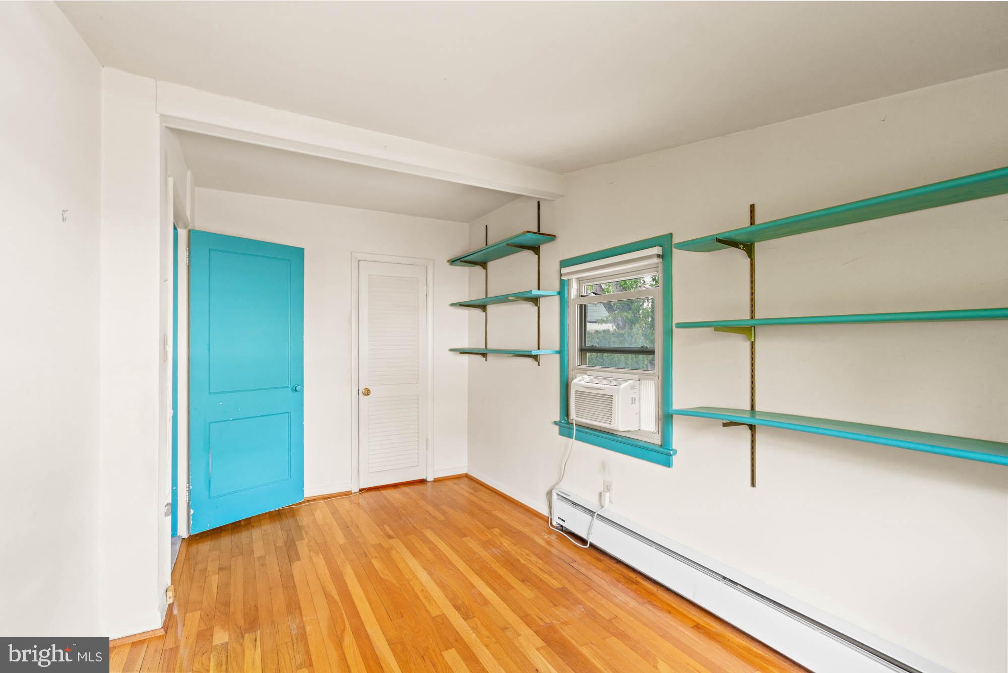 CRESTVIEW - Residential