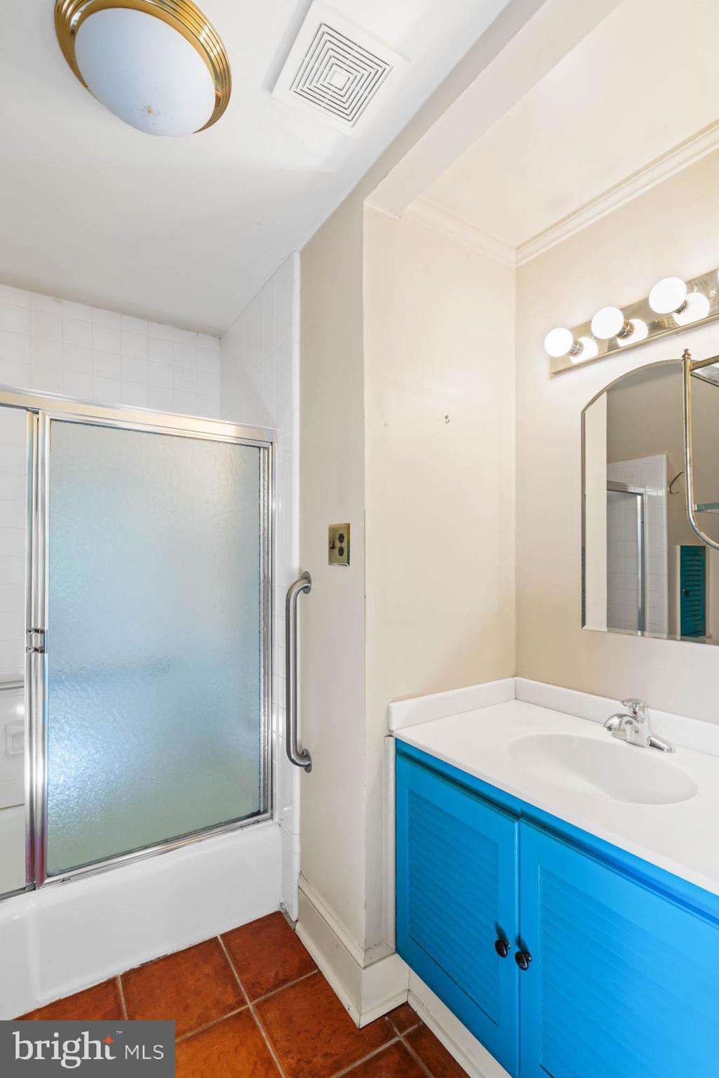 CRESTVIEW - Residential