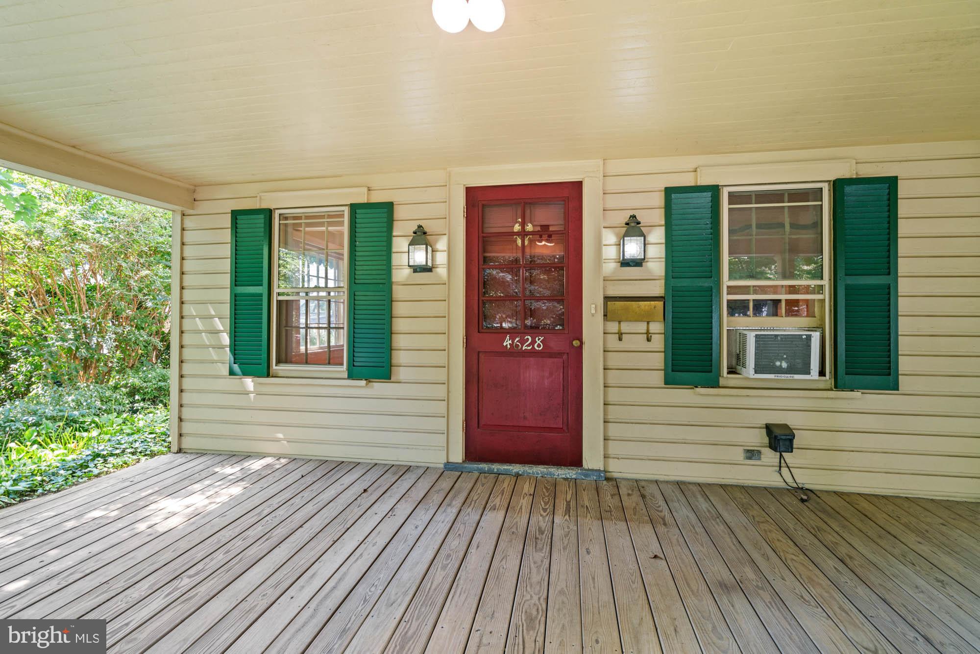 CRESTVIEW - Residential