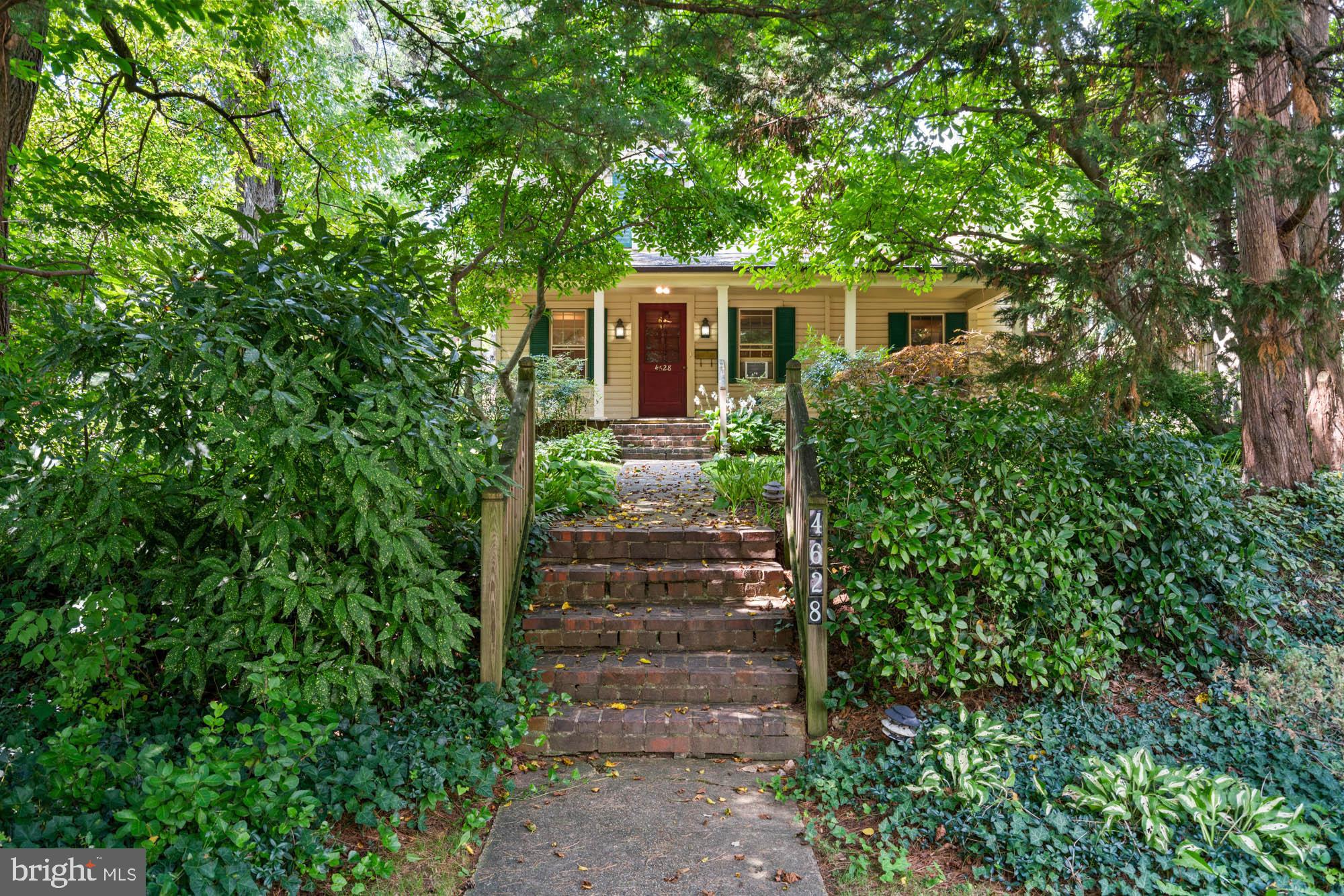 CRESTVIEW - Residential