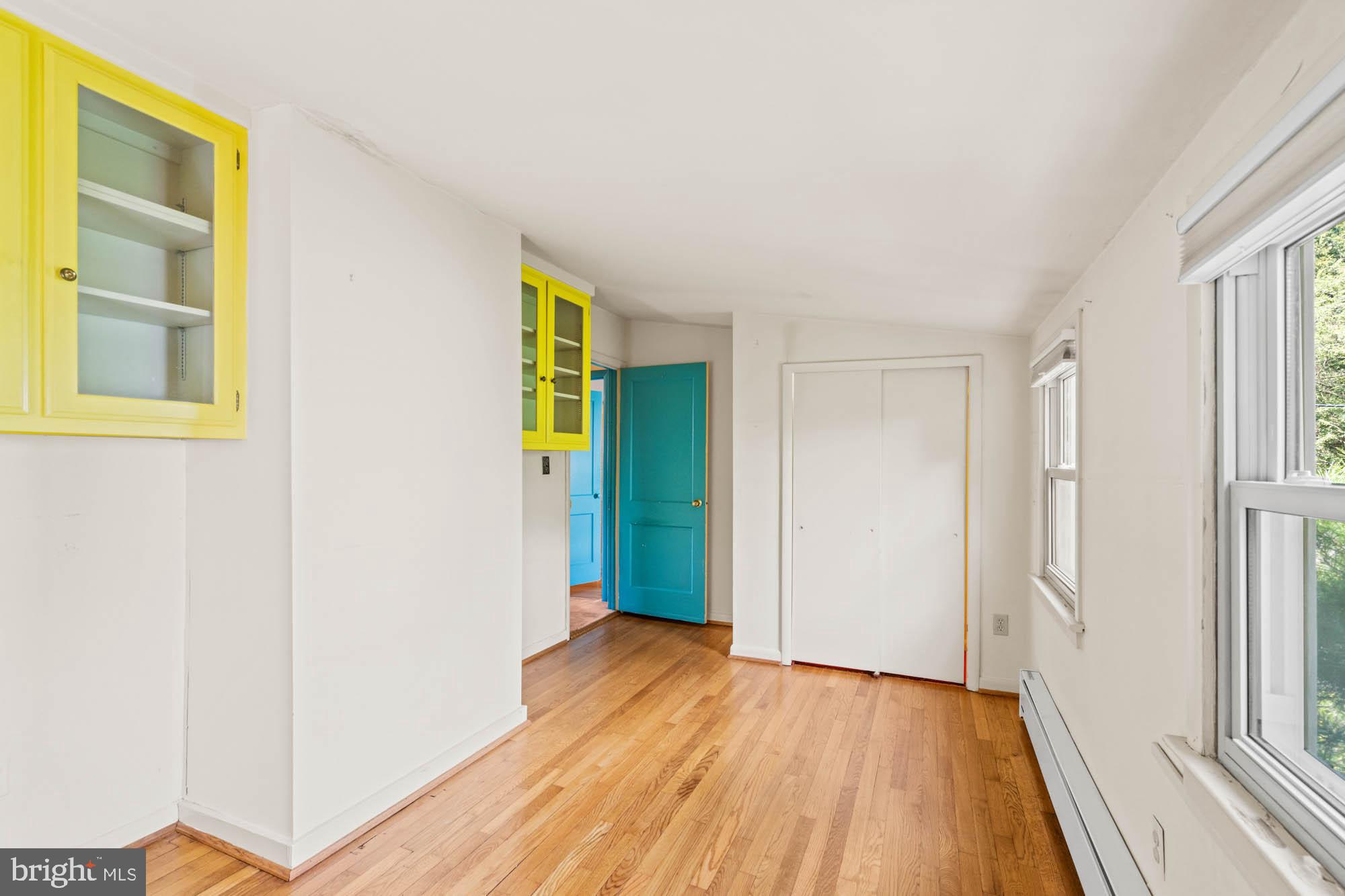 CRESTVIEW - Residential