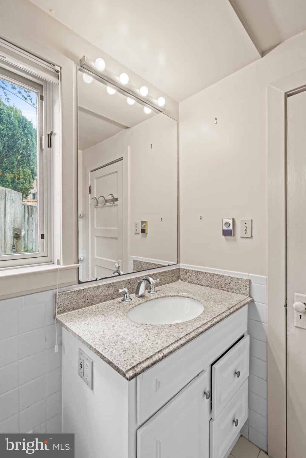 CRESTVIEW - Residential