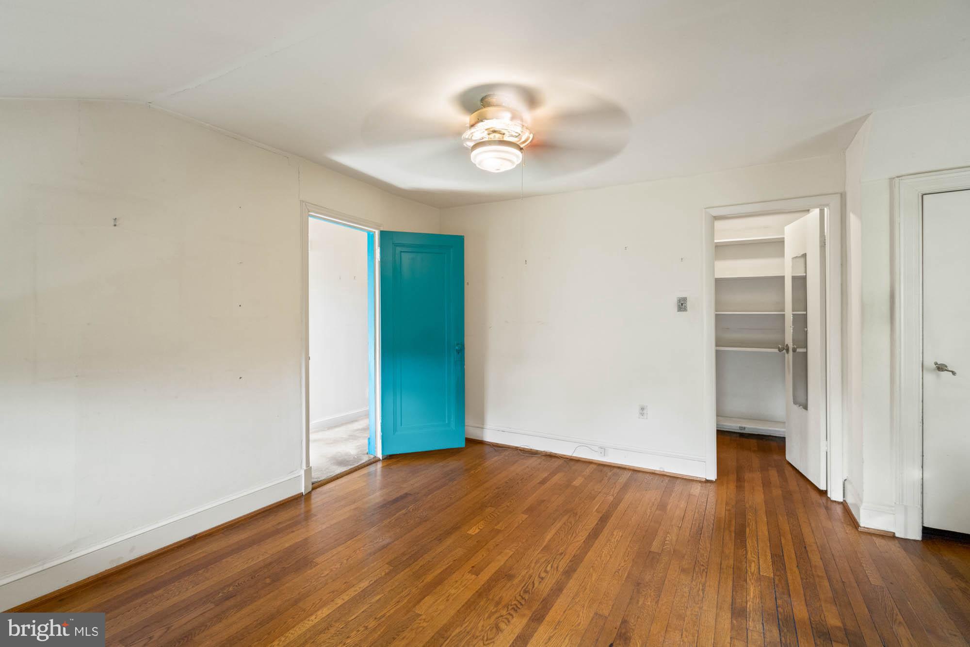 CRESTVIEW - Residential