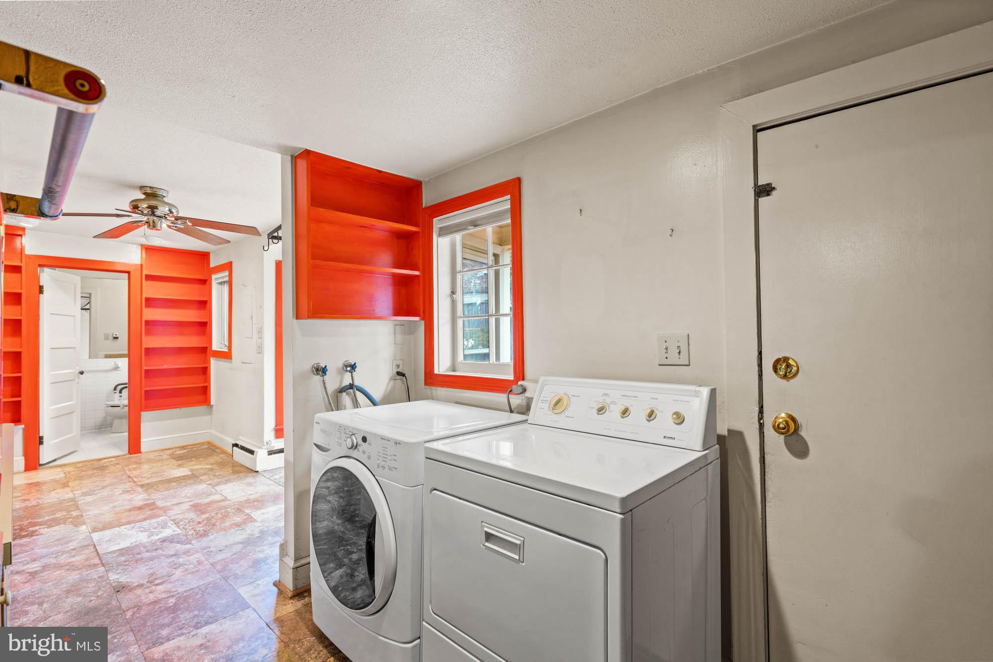 CRESTVIEW - Residential