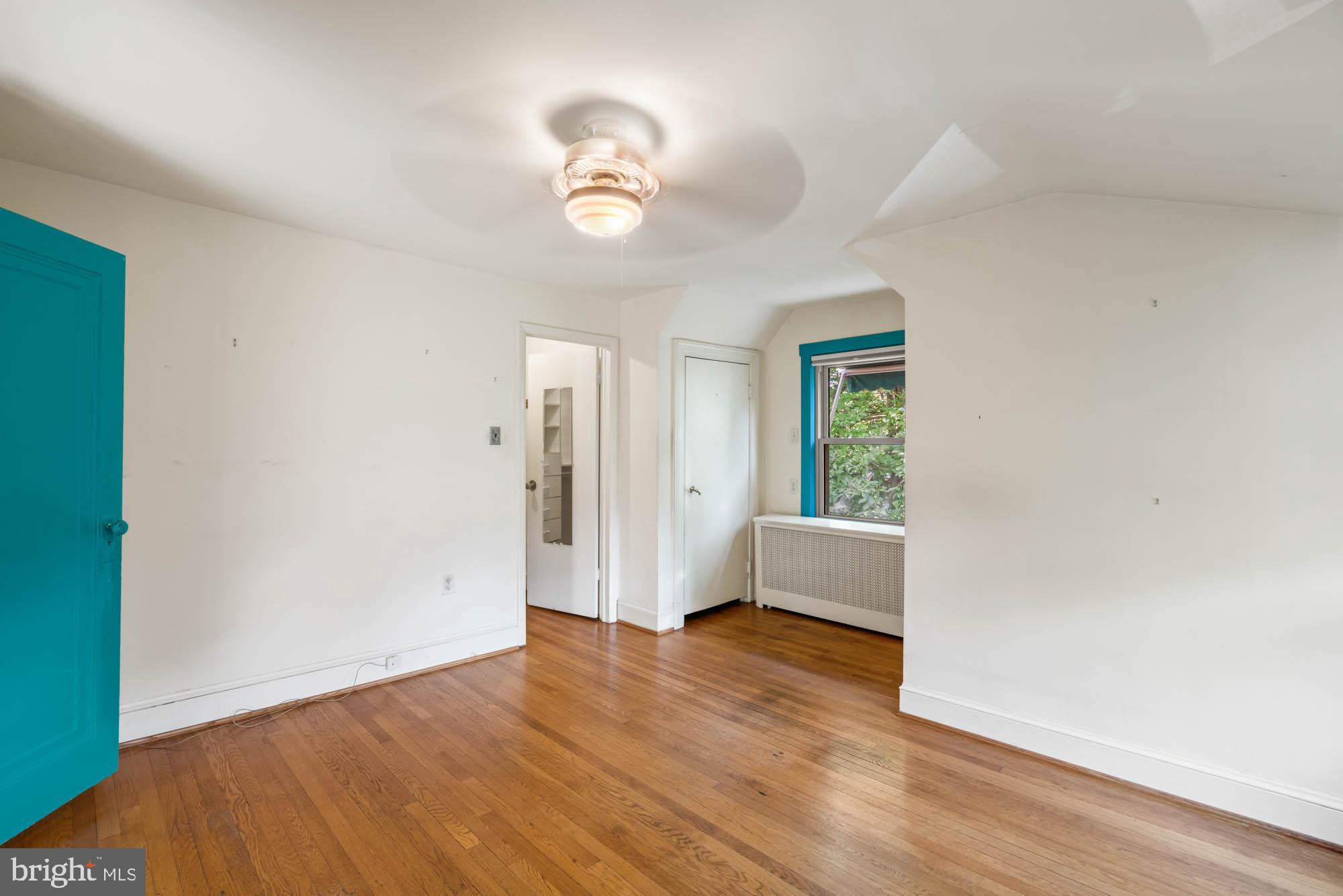 CRESTVIEW - Residential