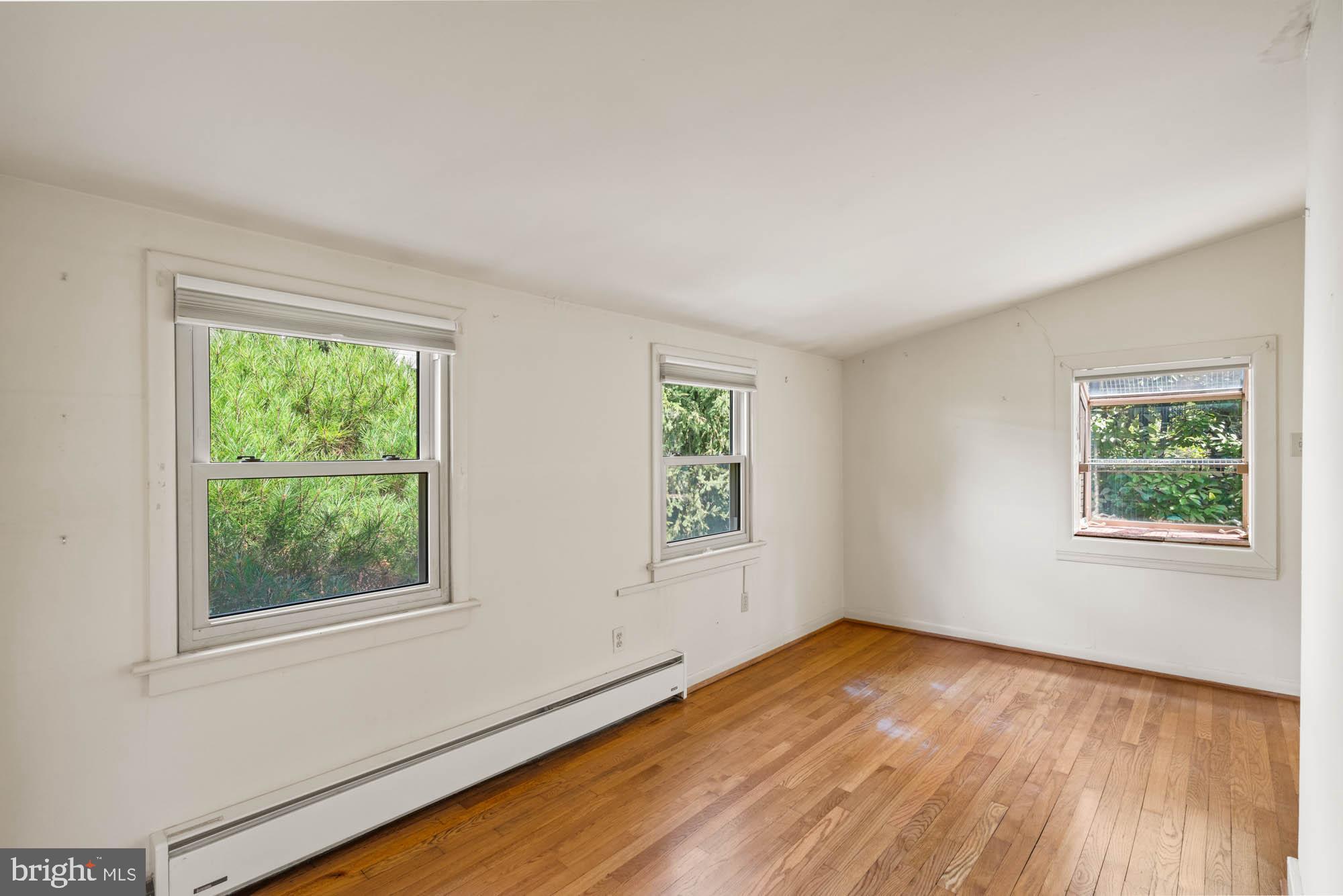 CRESTVIEW - Residential