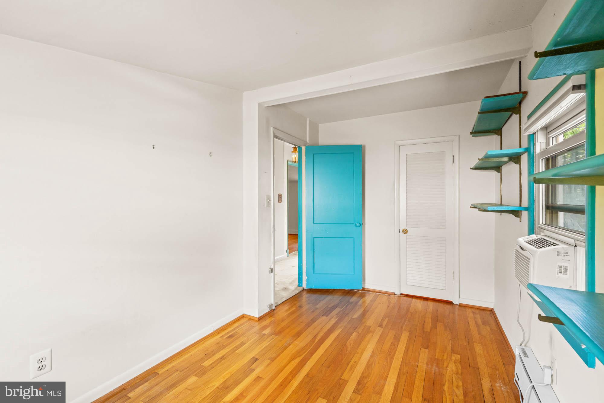 CRESTVIEW - Residential