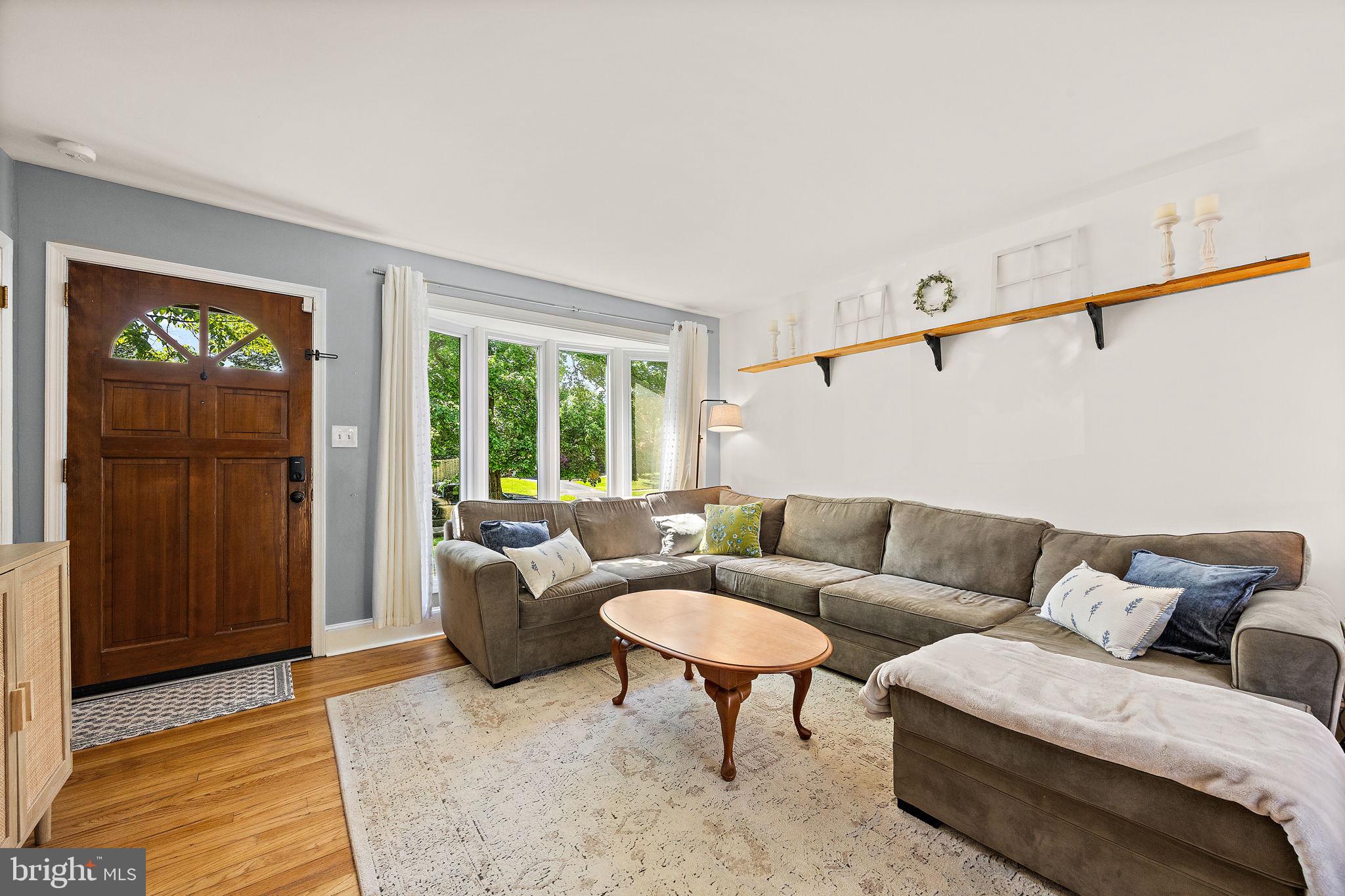 2619 MACLARY DRIVE
