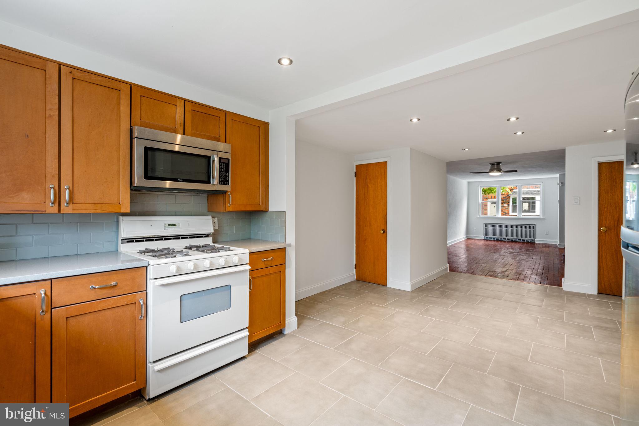 PASSYUNK SQUARE - Residential