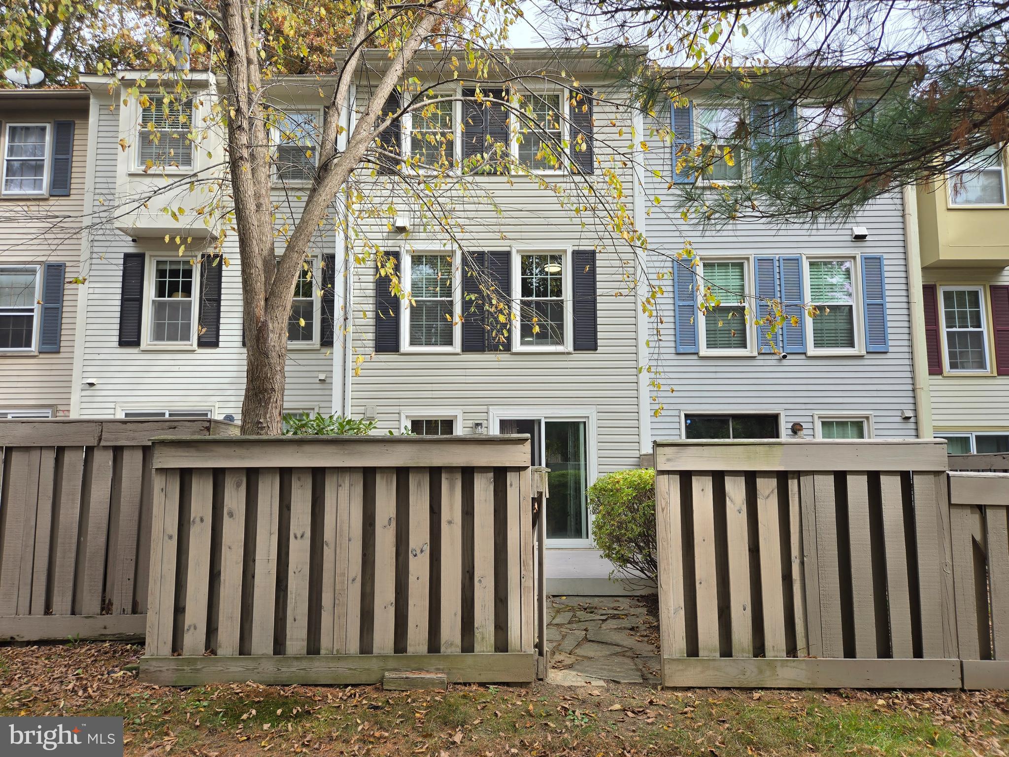 ESSEX PLACE - Residential Lease